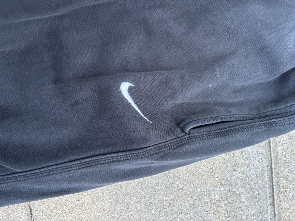 Nike Vintage Nike Sweatpants Size US 32 / EU 48 - 2 Thumbnail