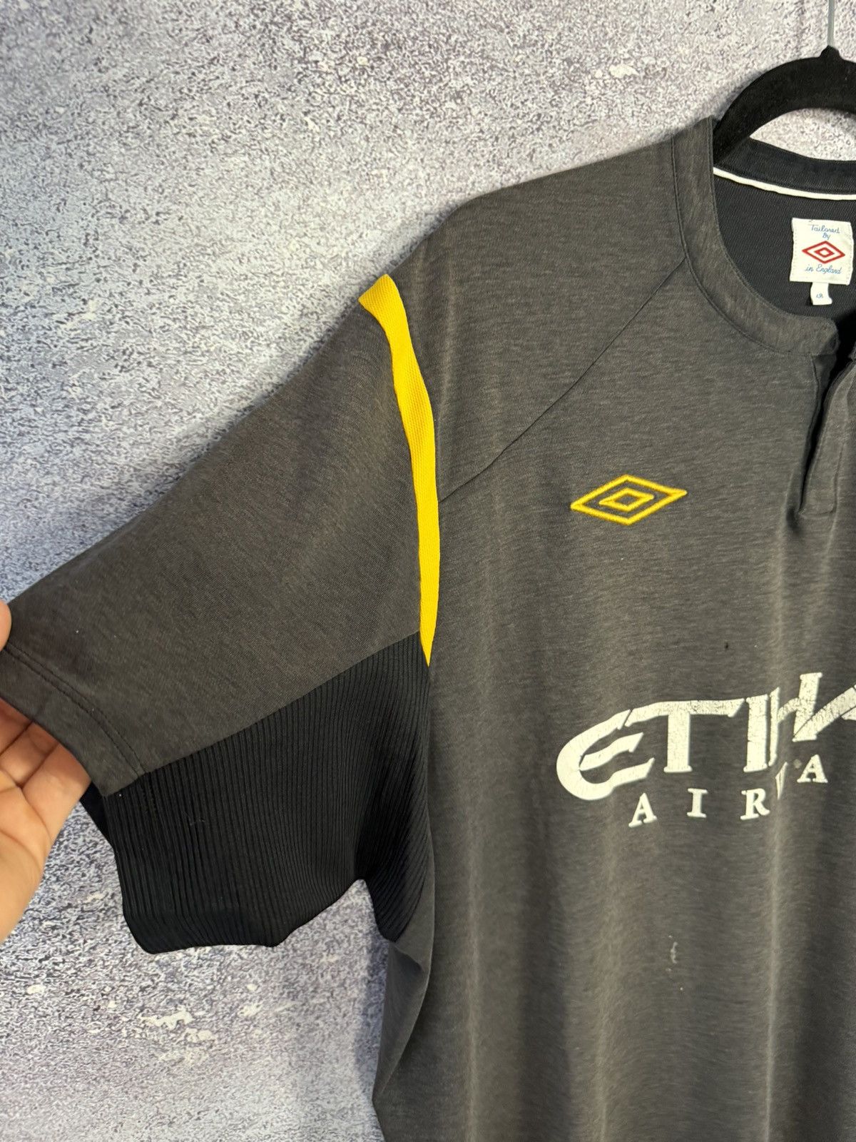 Umbro × Vintage Vintage Manchester City 2009/10 Umbro Jersey 2XL size Size US XXL / EU 58 / 5 - 6 Thumbnail