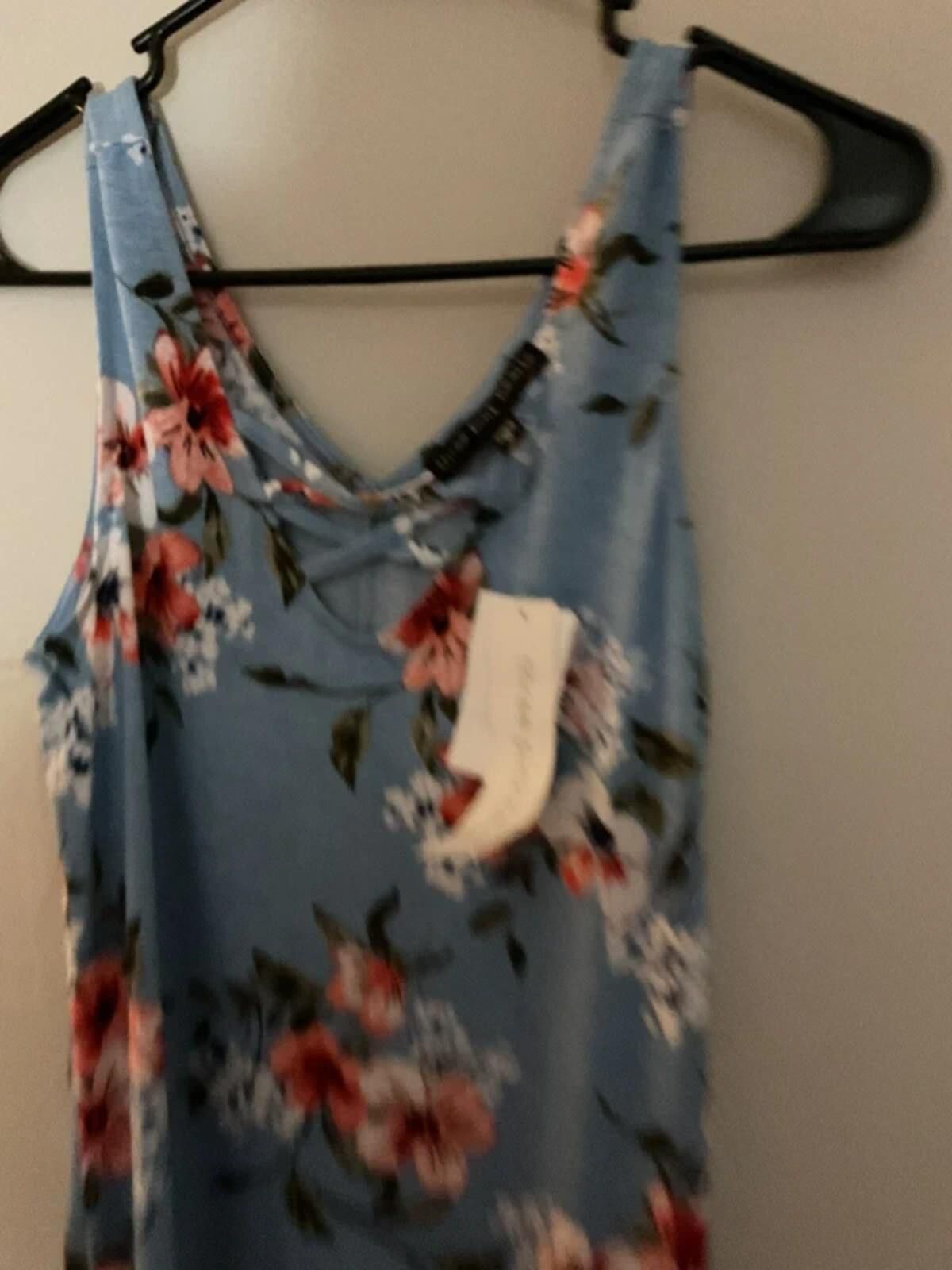 Other New with Tags - Three Pink Hearts blue floral Midi dress Size M / US 6-8 / IT 42-44 - 3 Thumbnail