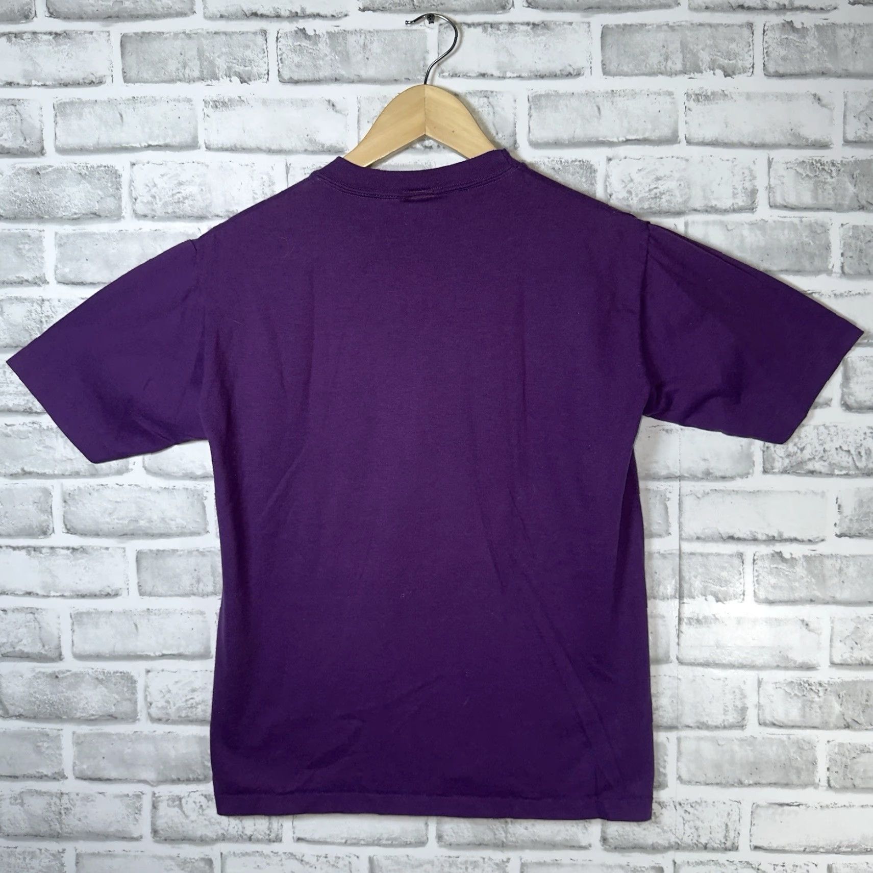 Velva Sheen VTG Velva Sheen Purple Republic Graphic Tee Unisex M USA SINGLE STITCH Shirt Adults Purple USA Graphic Tee Mens Womens Size US M / EU 48-50 / 2 - 5 Thumbnail