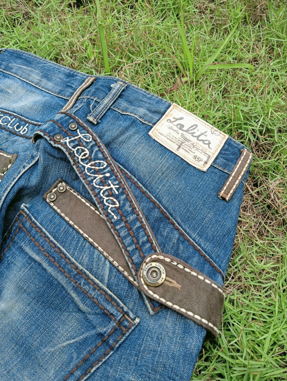 Japanese Brand JAPANESE LOLITA by CONCERT CLUB WASHED JEANS Size US 31 - 4 Thumbnail