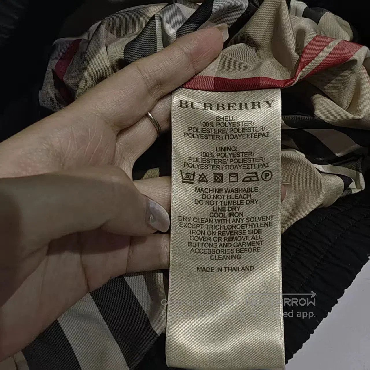 Burberry burberry jacket in excellent condition, size M. Size US M / EU 48-50 / 2 - 5 Thumbnail