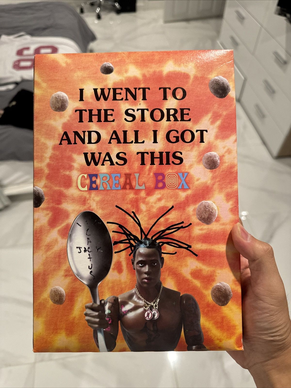 Travis Scott travis Scott Reese’s pieces cereal Size ONE SIZE - 3 Thumbnail