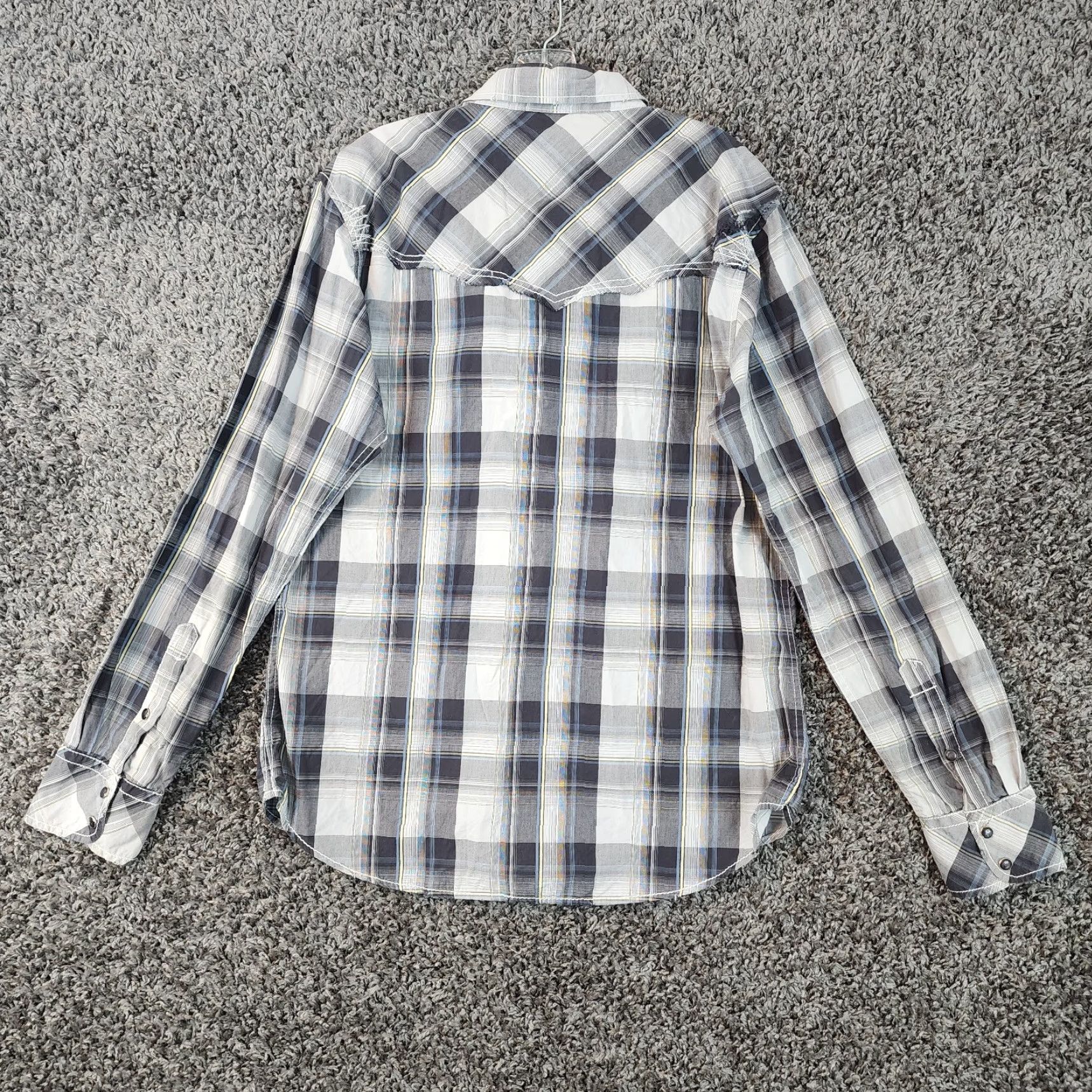 Vintage VINTAGE Buckle Shirt Mens Gray Plaid Slim Long Sleeve Button-Up Snap Size L Size US L / EU 52-54 / 3 - 5 Thumbnail