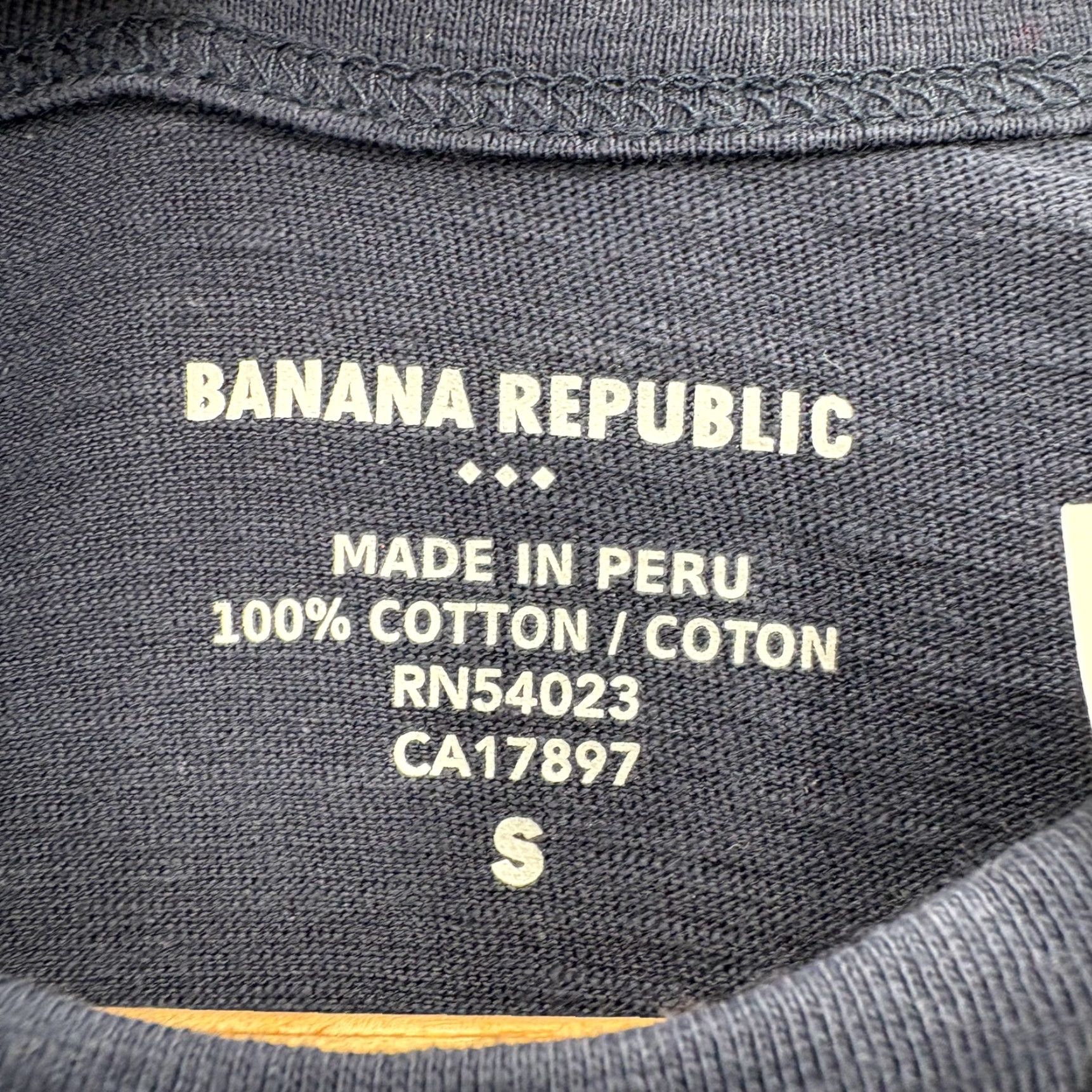 Banana Republic Banana Republic Shirt Mens Small Blue Long Sleeve Logo Stripe Crewneck Preppy Size US S / EU 44-46 / 1 - 5 Thumbnail