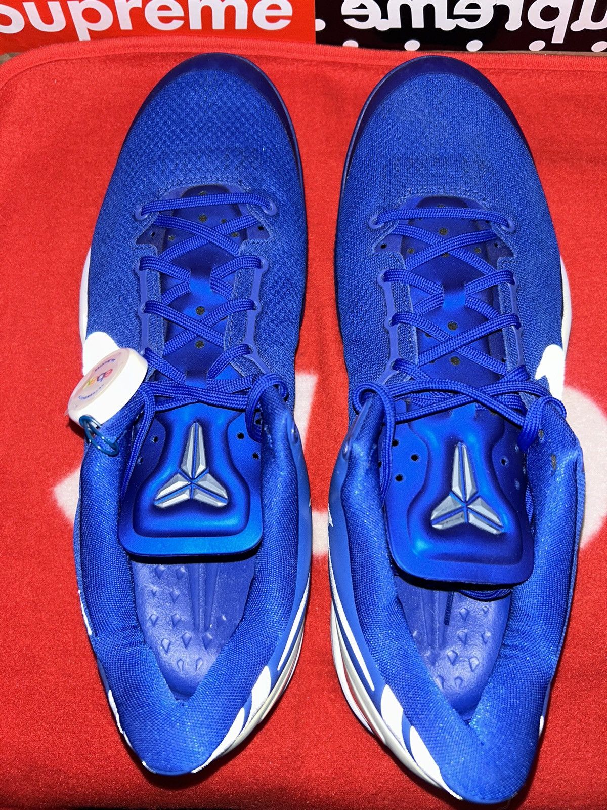 Nike Nike Kobe 8 TB Game Royal 599520-402 size 13 Size US 13 / EU 46 - 4 Thumbnail