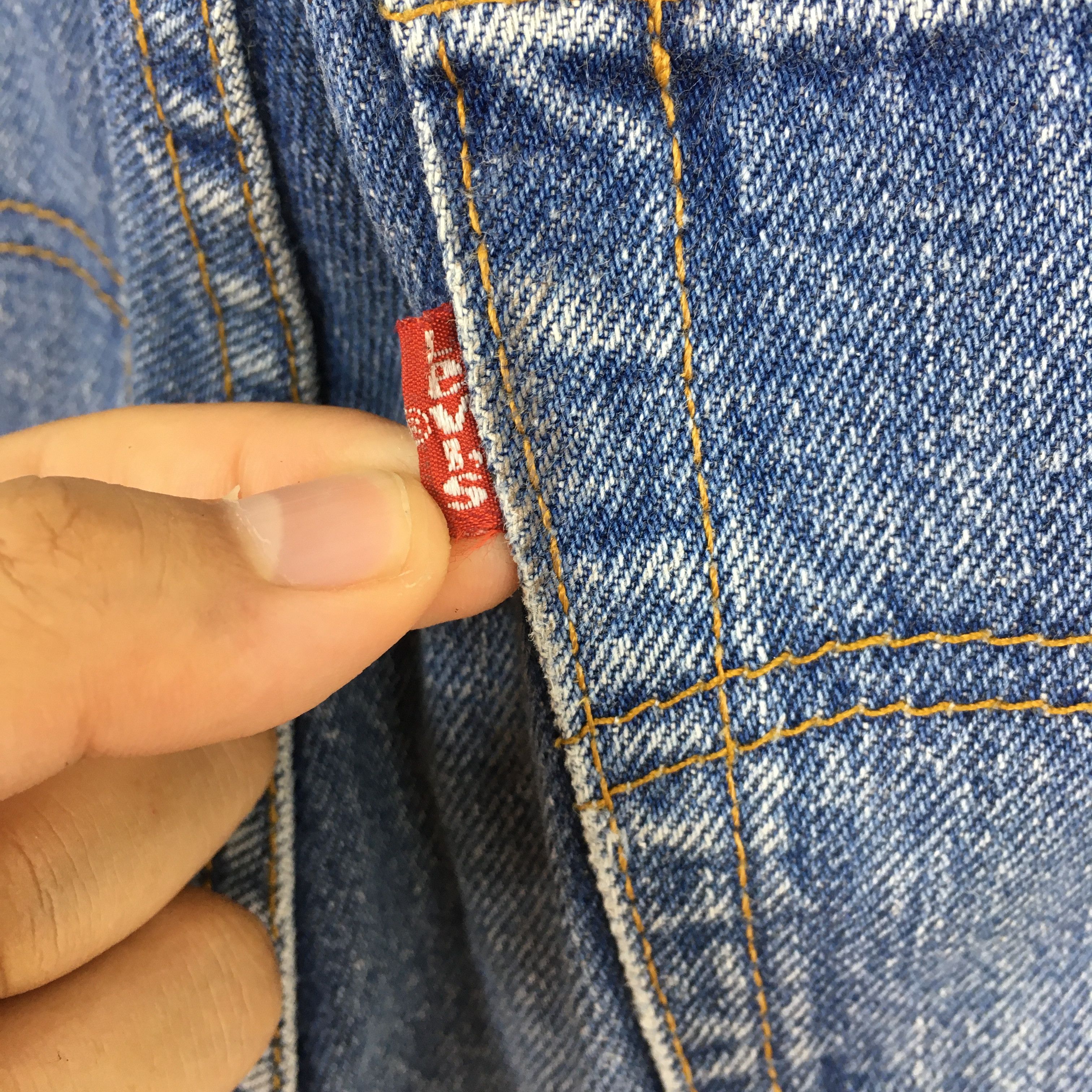 Levi's Size 26x32.5 Vintage 90s Levi's 501 Faded Blue Jeans S1087 Size 26" / US 2 / IT 38 - 14 Thumbnail