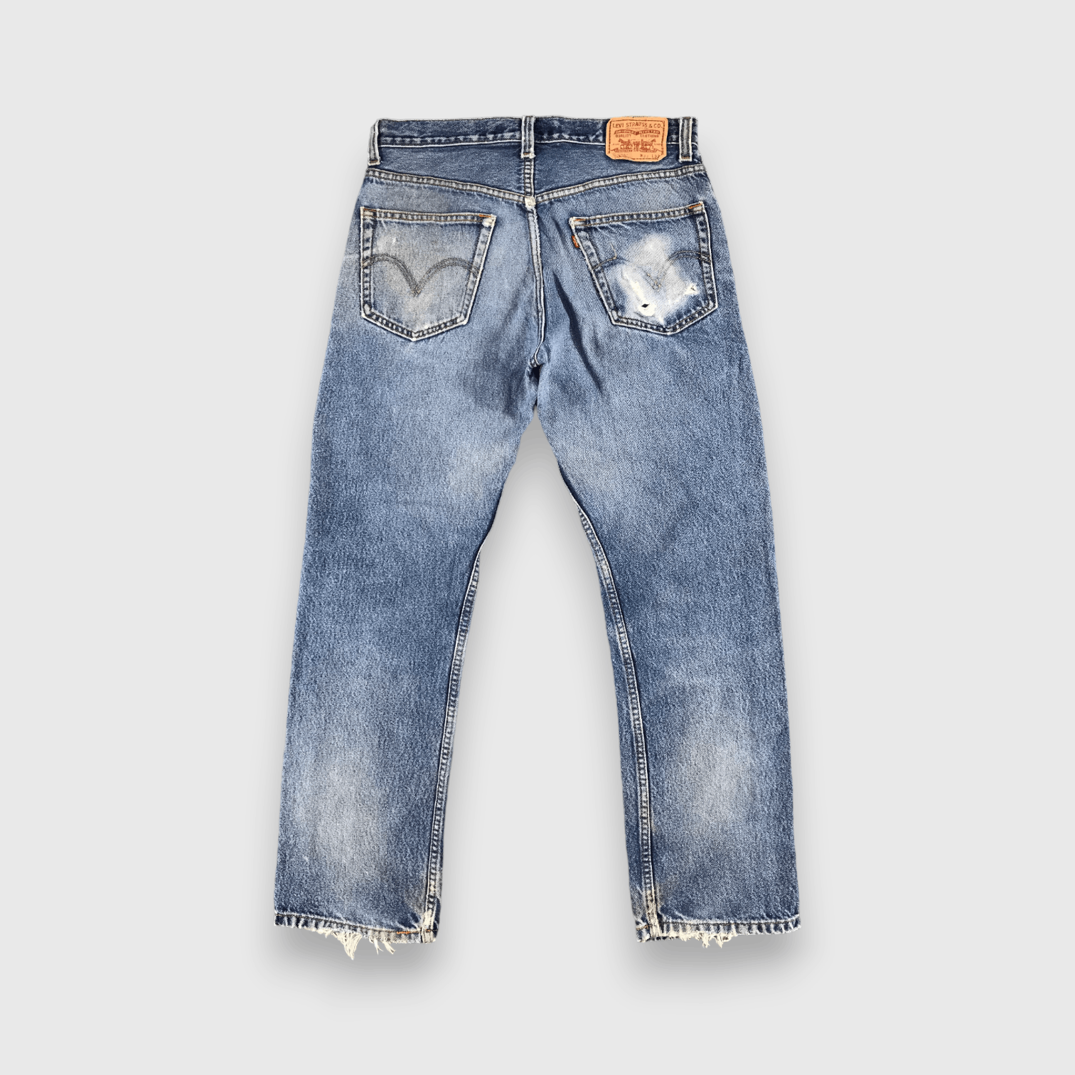Levi's Vintage Distress Light Wash Levis 505 Jeans-J1252 Size US 35 - 2 Thumbnail