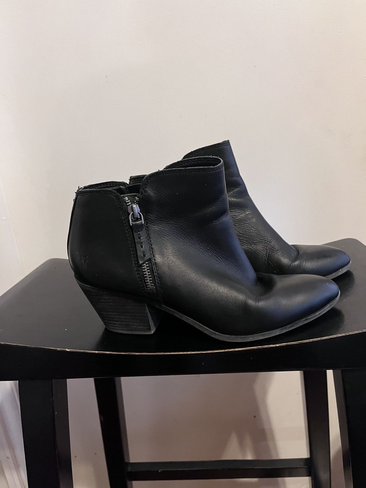 Frye Frye Black Leather Booties Size US 8.5 / IT 38.5 - 6 Thumbnail