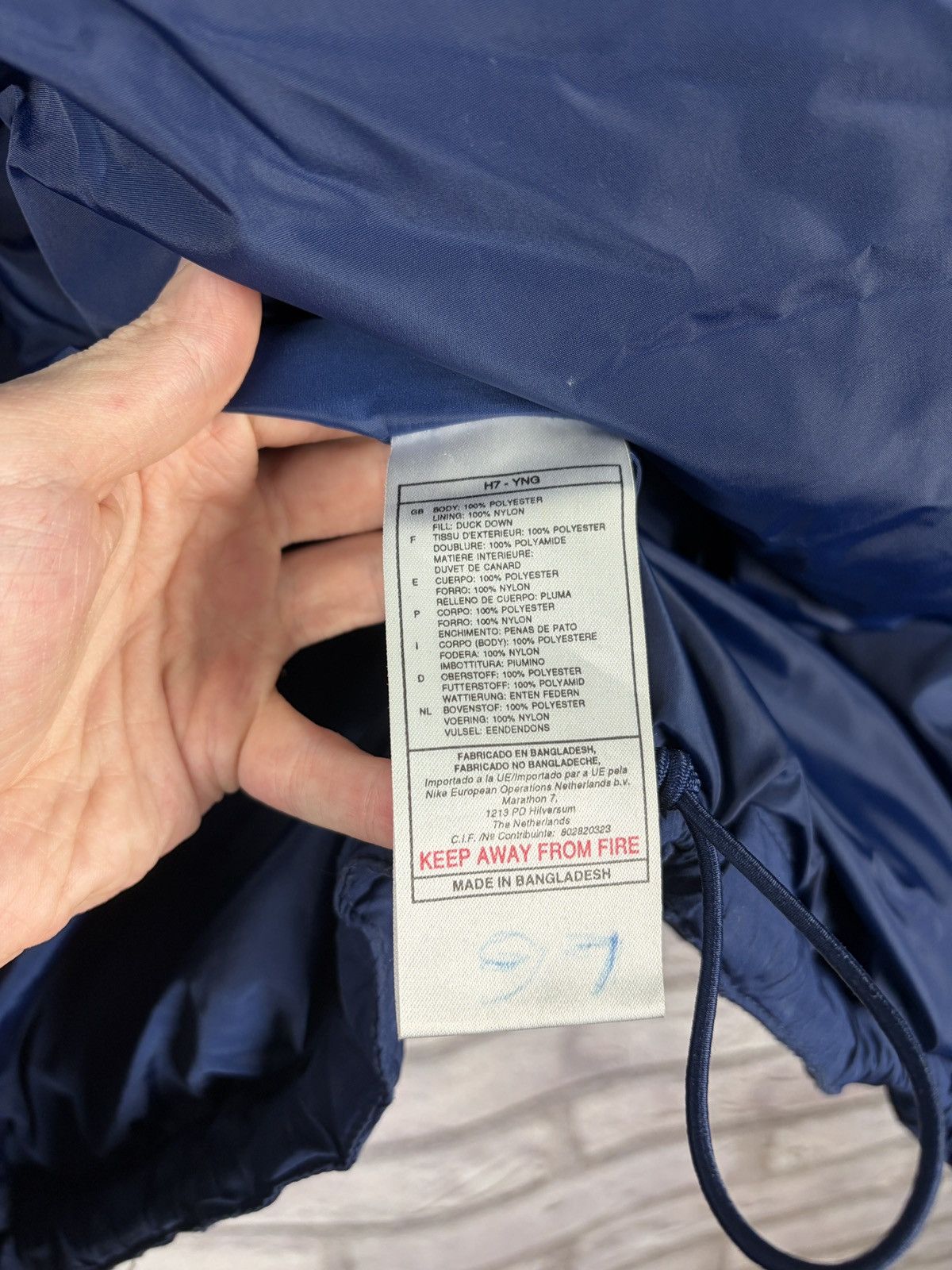 Nike Vintage down jacket Nike air tn big swoosh logo Size US M / EU 48-50 / 2 - 8 Thumbnail