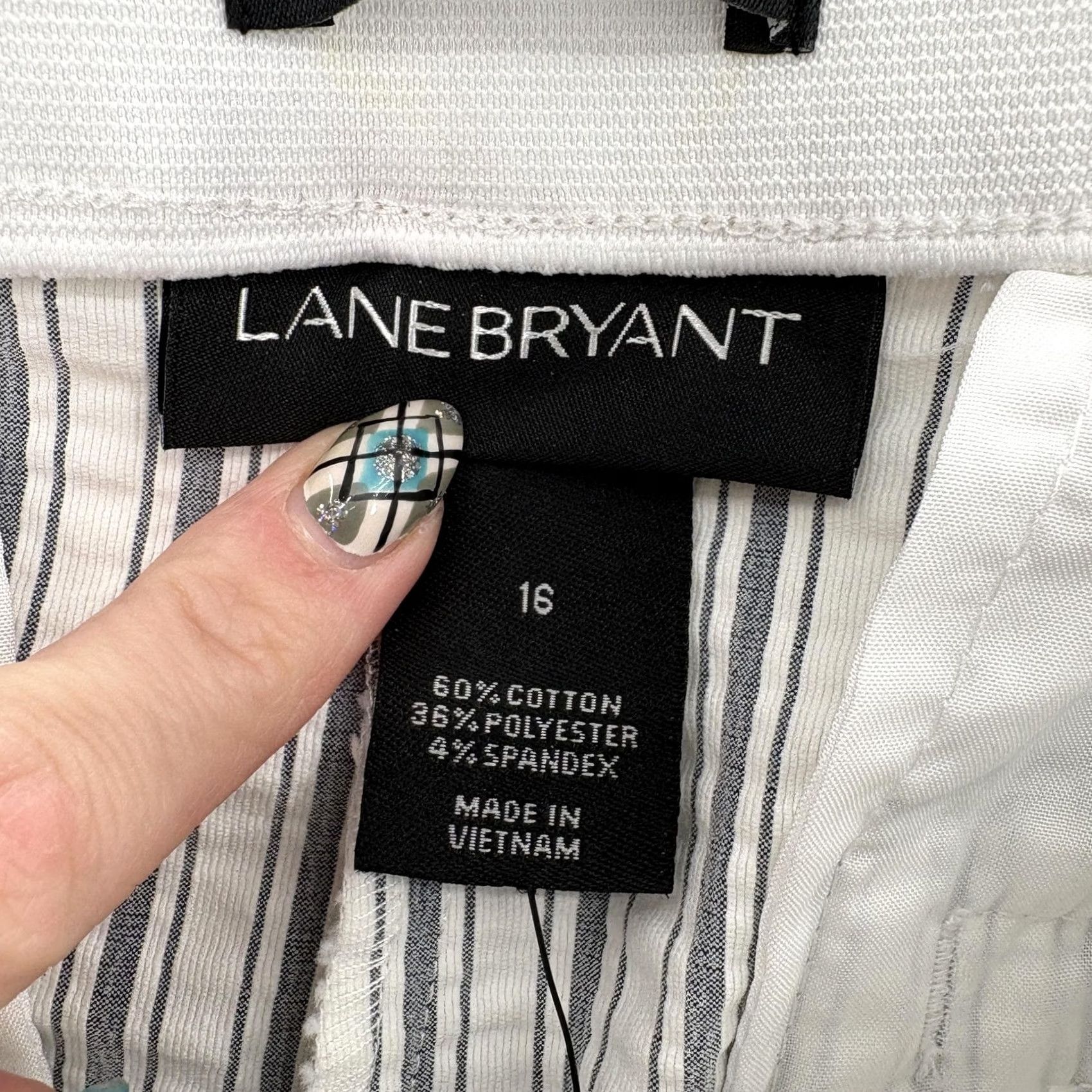 Vintage Lane Bryant The Sophie Crop Pants Womens 16 White Striped Straight Leg Stretch Size 38" / US 16 / IT 52 - 5 Thumbnail