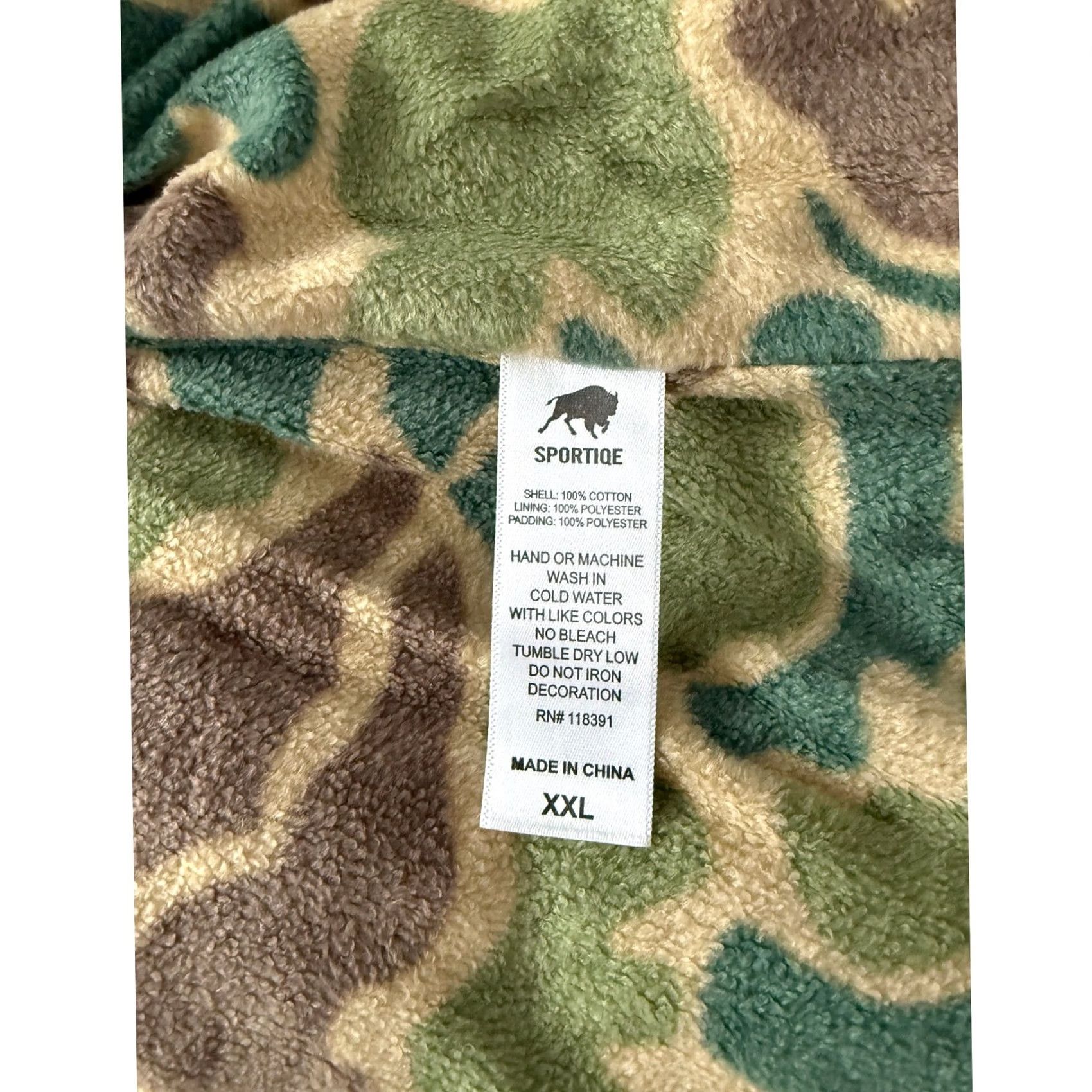 Logo 7 Draft Kings Vest Men's XXL Gray Camo Quilted Full Zip Logo Fantasy Size US XXL / EU 58 / 5 - 5 Thumbnail