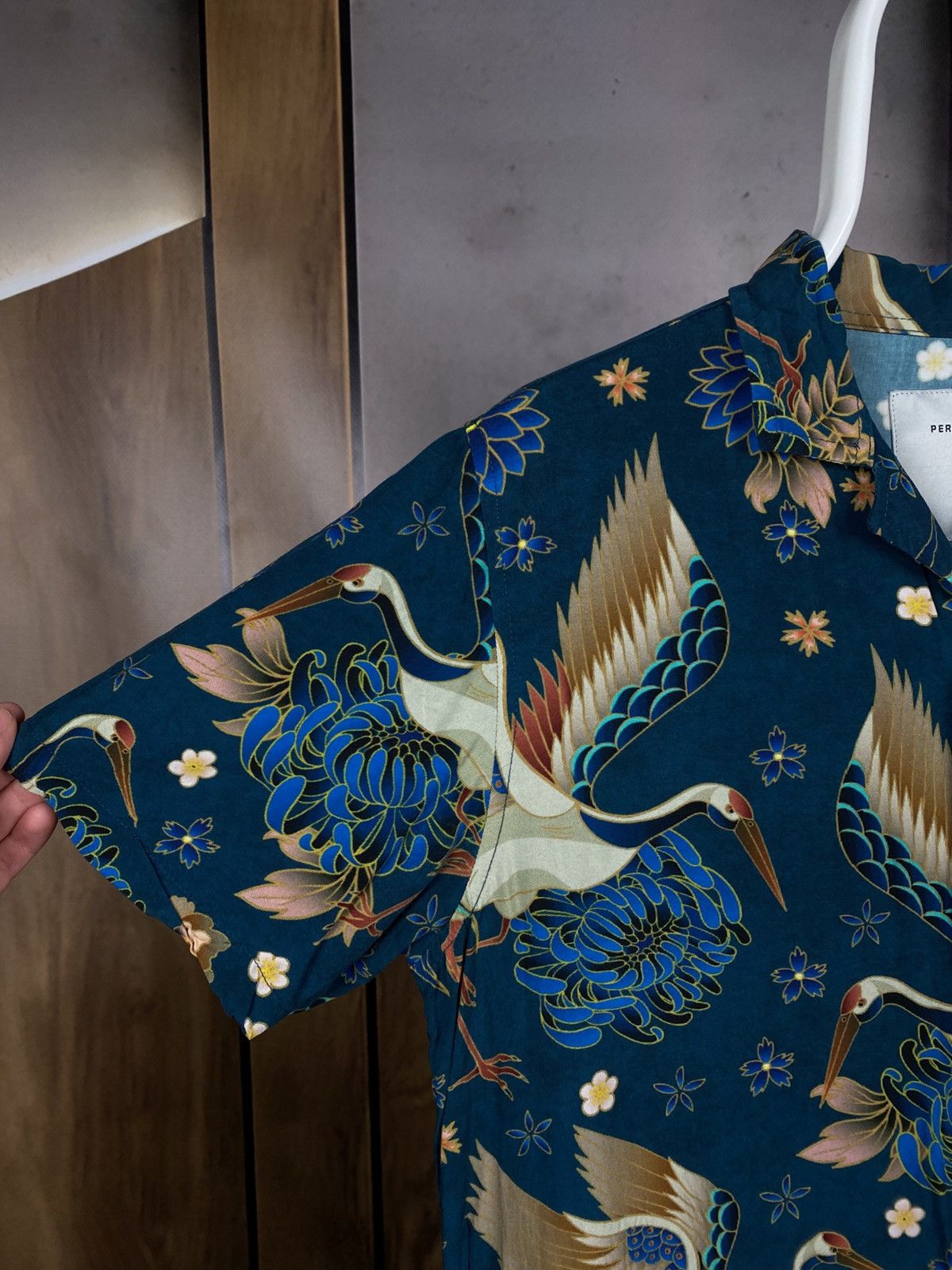 Percival 🦚Shirt Short Sleeve Percival Stork And Flowers Overprint🦚 Size US S / EU 44-46 / 1 - 3 Thumbnail