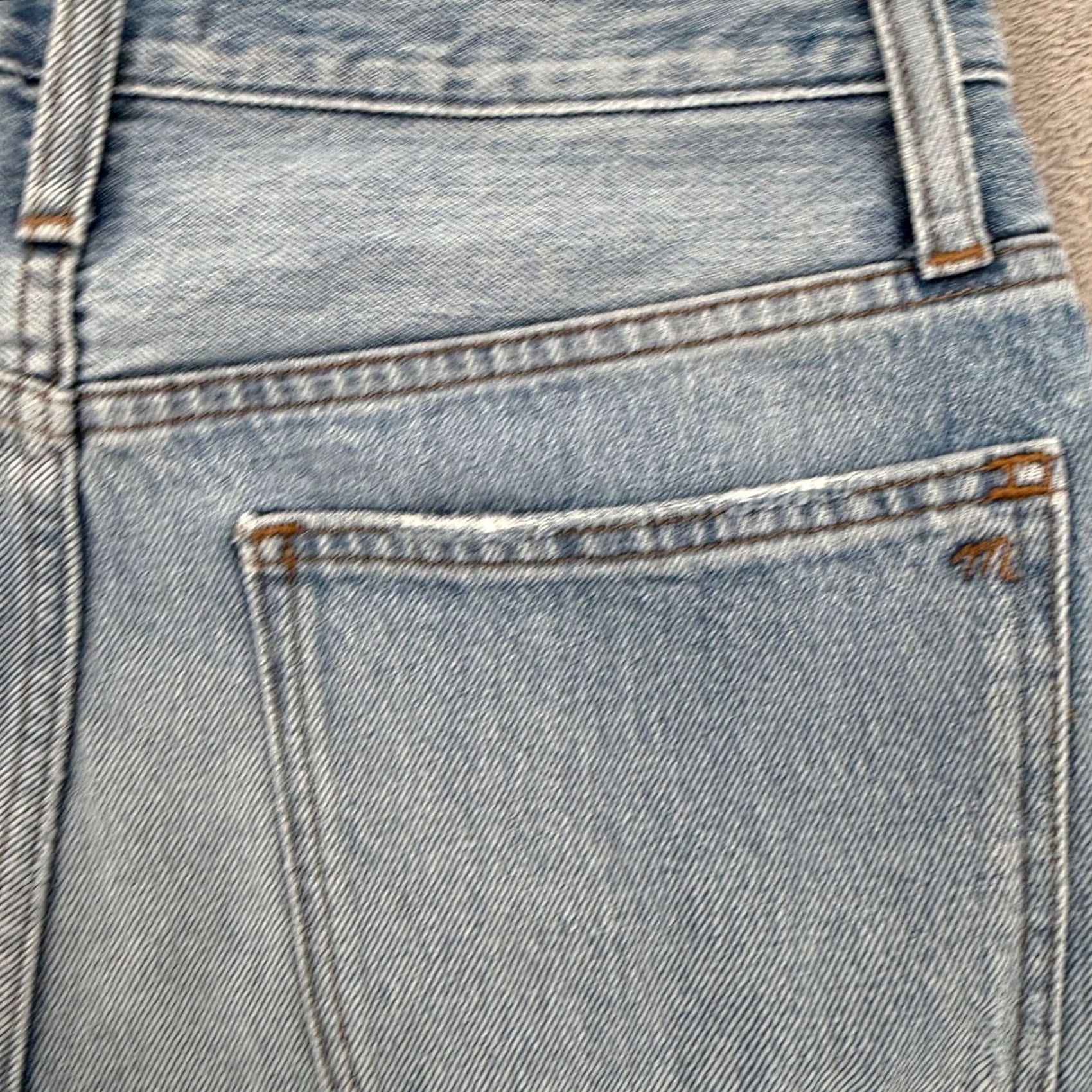 Madewell Madewell Relaxed Denim Shorts Light Wash Blue Button Fly 90s Festival Casual Womens Size 26 Size 30" / US 8 / IT 44 - 7 Thumbnail