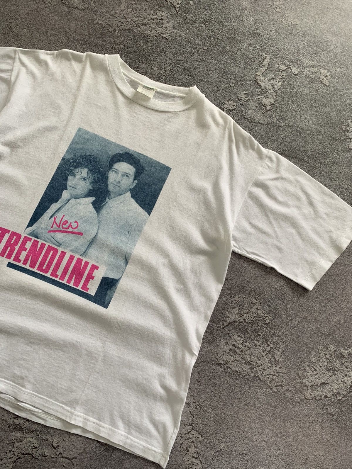 Vintage Vintage New Trendline KATE MOSS White T-Shirt L size Size US L / EU 52-54 / 3 - 7 Thumbnail