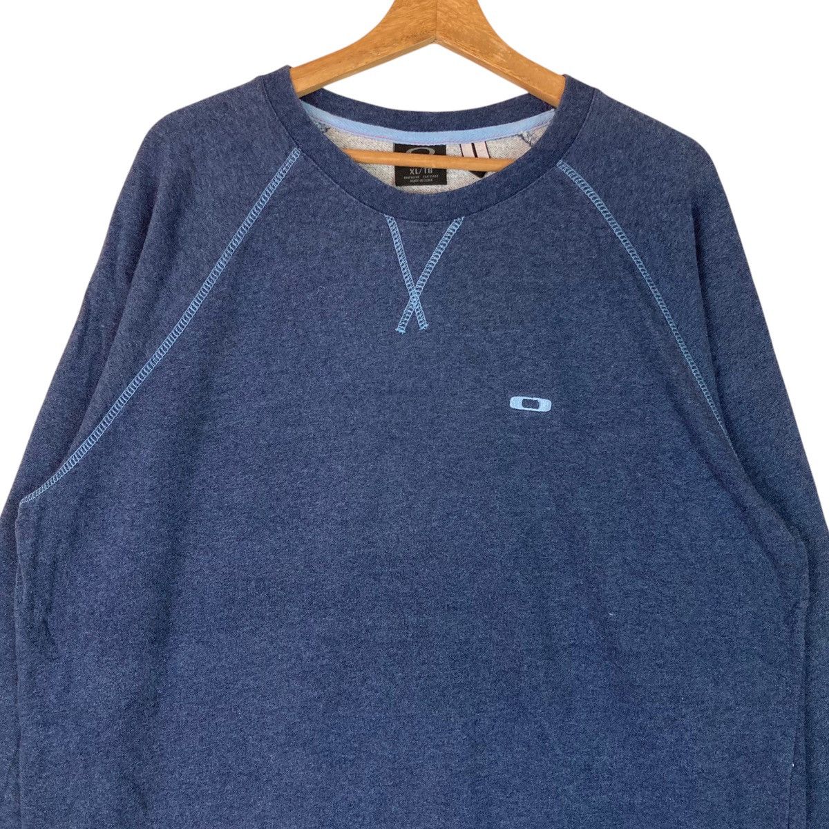 Oakley Vintage Oakley Pullover Jumper Sweatshirt Size US XL / EU 56 / 4 - 2 Thumbnail