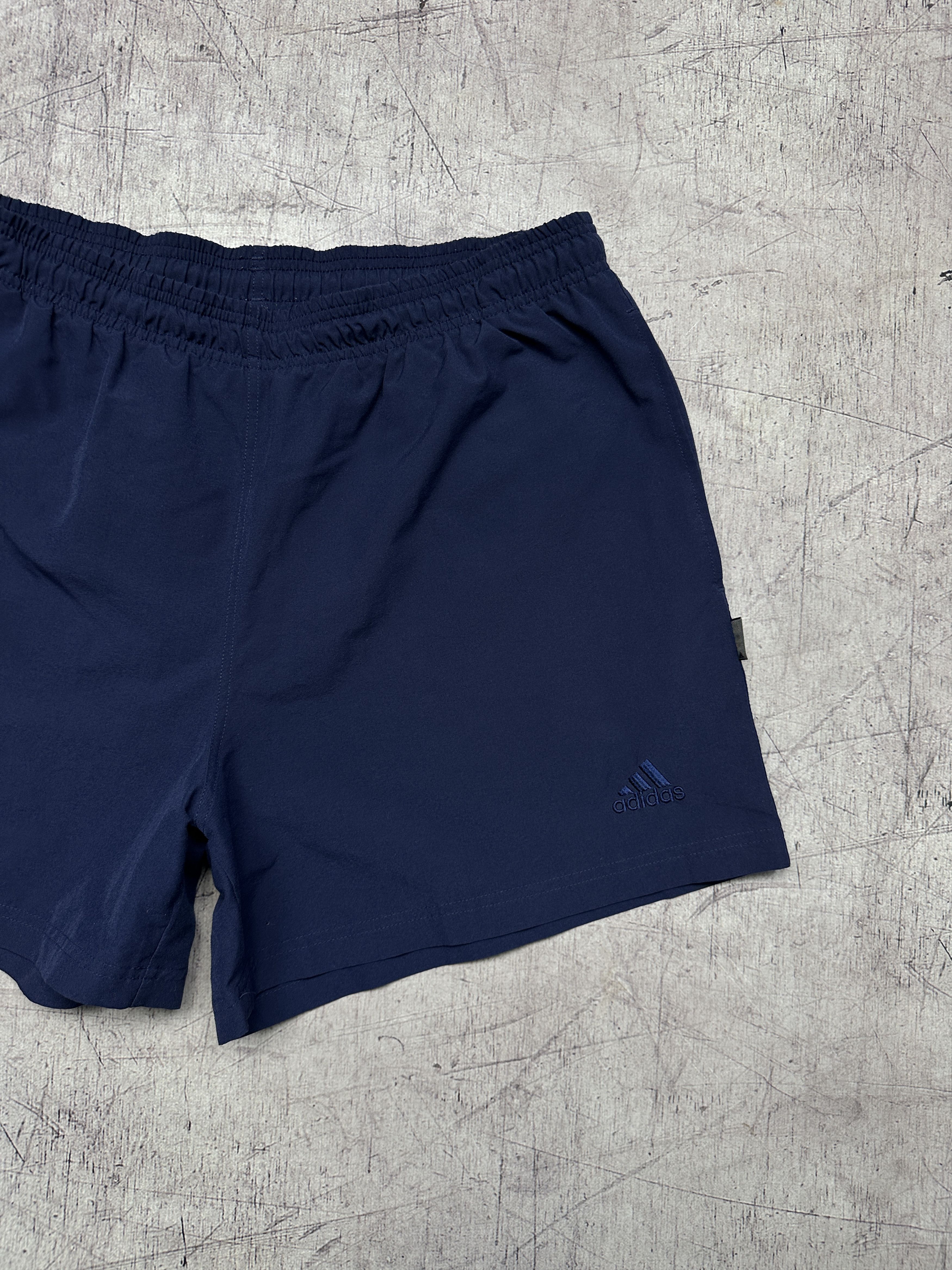 Adidas Adidas Vintage Mens Nylon Shorts Size US 34 / EU 50 - 2 Thumbnail