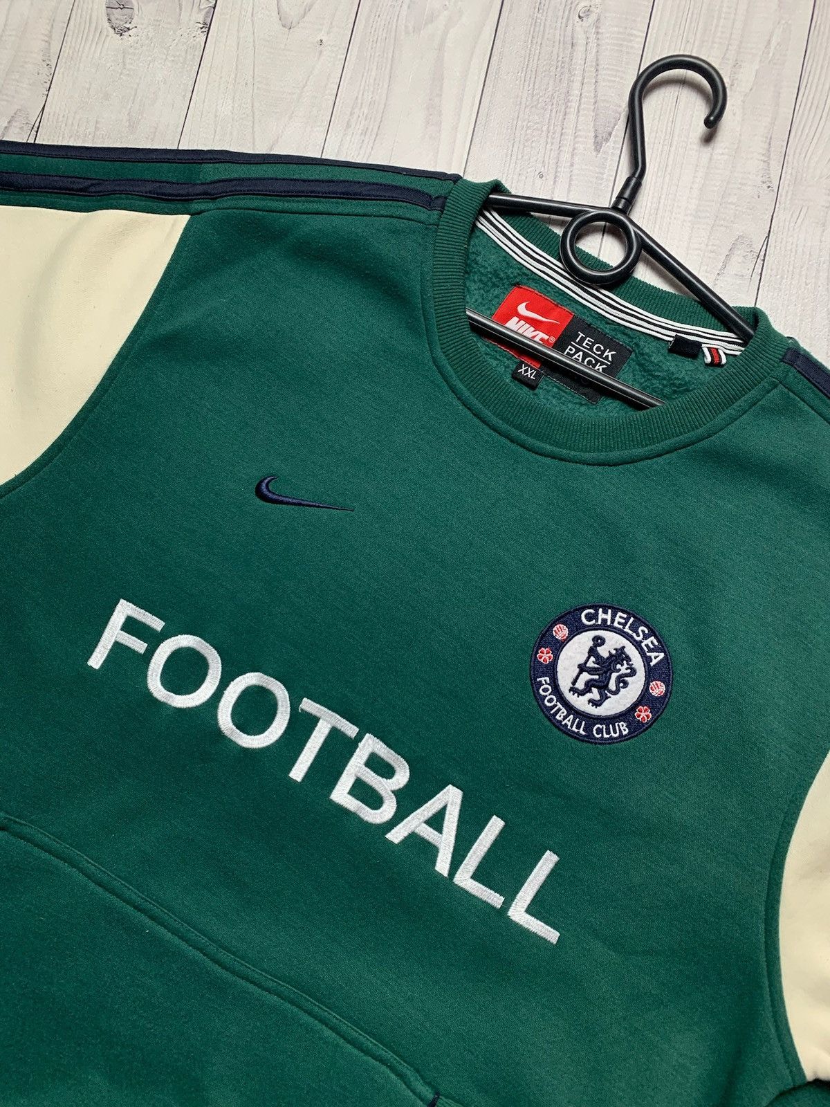 Vintage Nike Chelsea soccer sweatshirt green rare size L