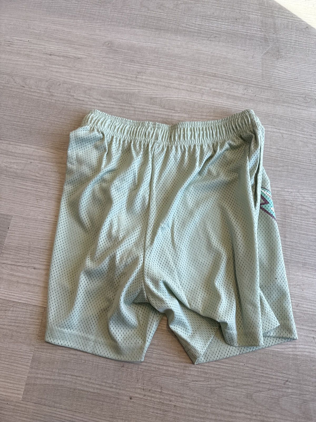 Eric Emanuel Eric Emanuel seafoam lightning shorts Size US 34 / EU 50 - 2 Thumbnail