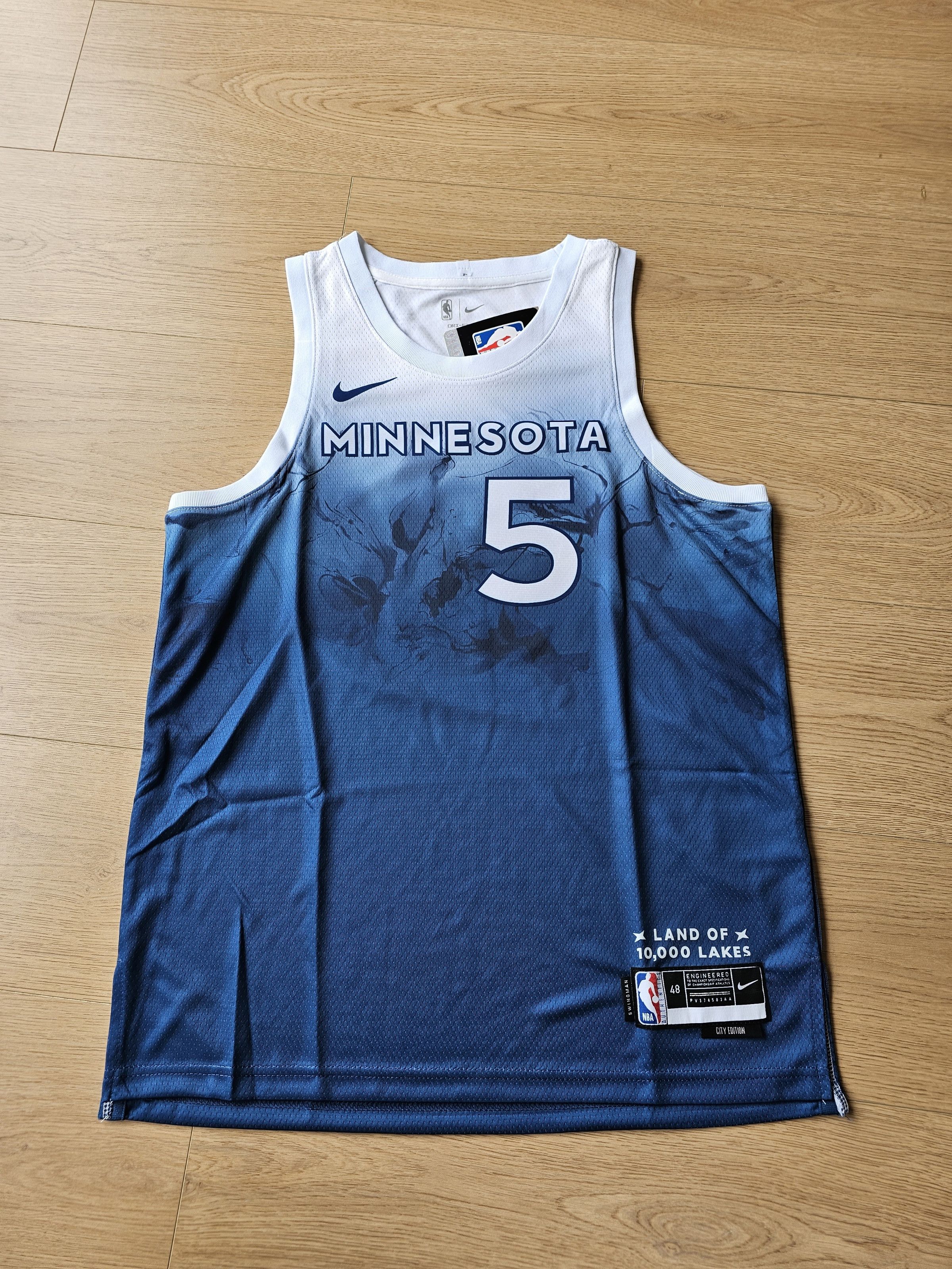 NBA Jersey Wolves #5 Edward’s main image 1