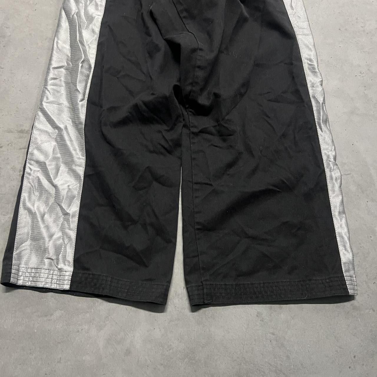 Japanese Brand × Vintage Vintage Y2K Baggy Black Striped Track Pants with back pocket Size US 30 / EU 46 - 5 Thumbnail