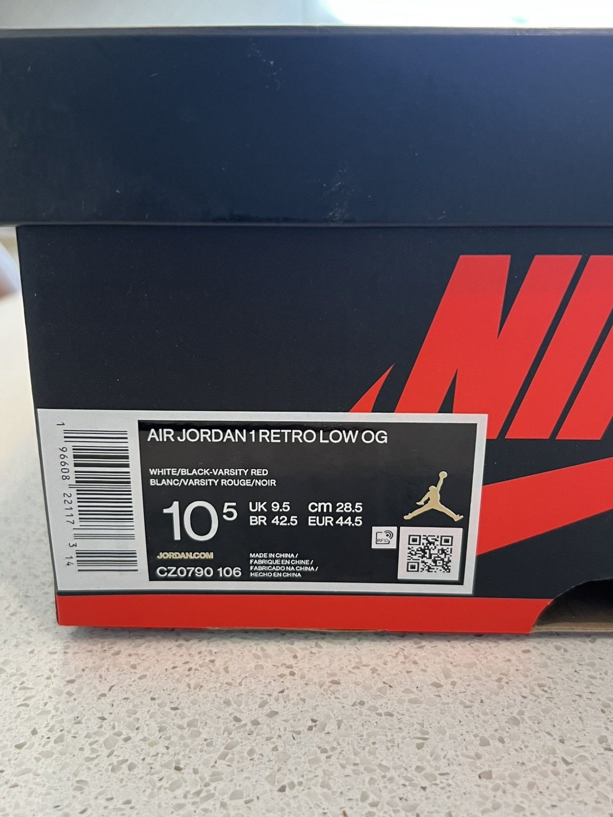 Jordan Brand Jordan 1 Retro Low OG (Black Toe) Size US 10.5 / EU 43-44 - 8 Thumbnail