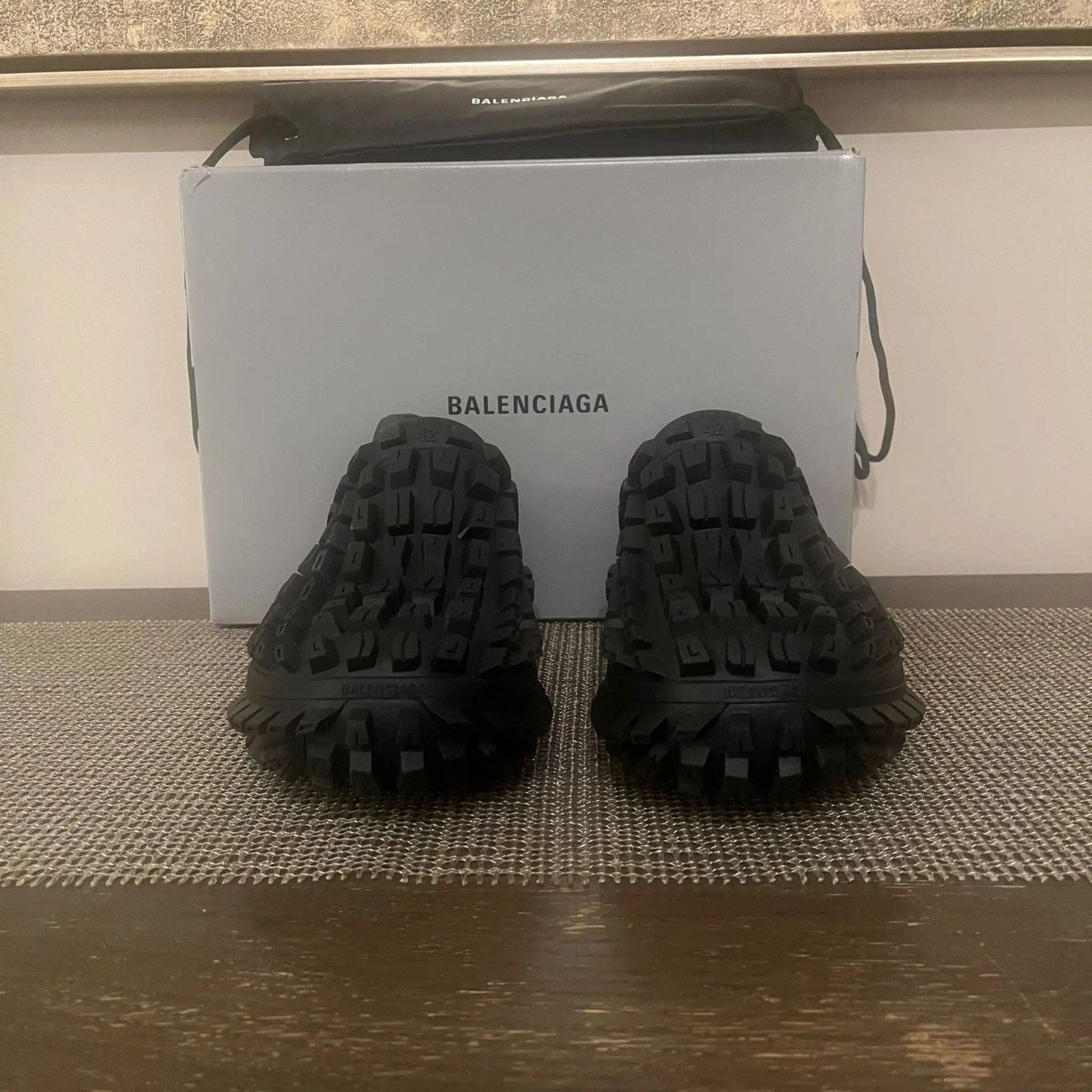 Balenciaga o1rshd1 Defender Clog in Black Size US 13 / EU 46 - 4 Thumbnail