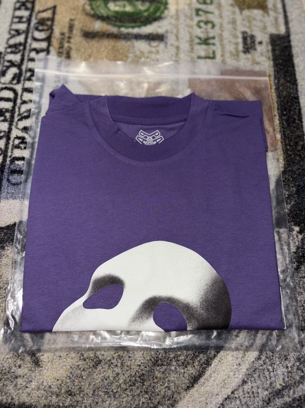 Palace Palace Phantom of the Opera T-Shirt Purple (GLOW IN DARK) Size US S / EU 44-46 / 1 - 2 Thumbnail