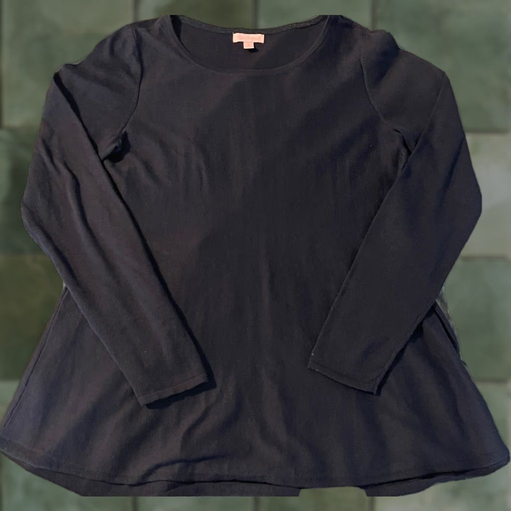Lilly Pulitzer Lilly Pulitzer Womens Shirt Top Navy Blue Long Sleeve Cotton Blend CoolMax Blouse M Regular Womens Classics Knit Blouse Size M / US 6-8 / IT 42-44 - 1 Thumbnail