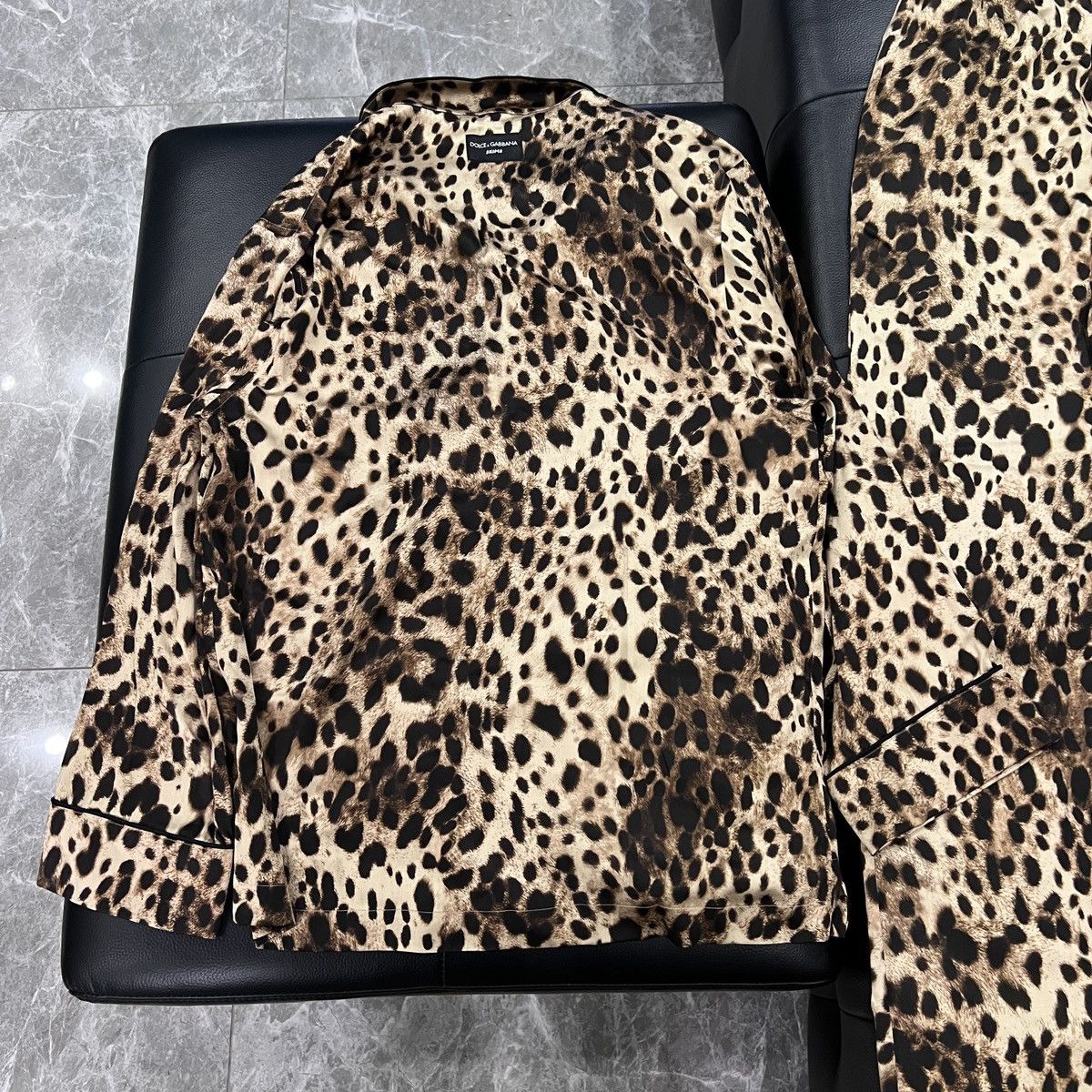 Dolce & Gabbana Dolce & Gabbana by SKIMS FW24 Silk Leopard Print Set Size US M / EU 48-50 / 2 - 5 Thumbnail
