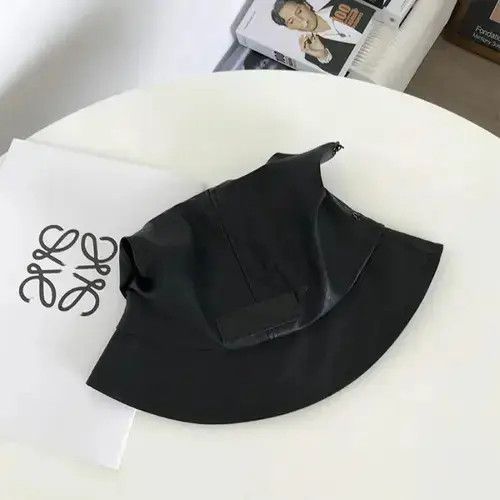 Other Design Leather Cowhorn Bucket Hat Size ONE SIZE - 3 Thumbnail