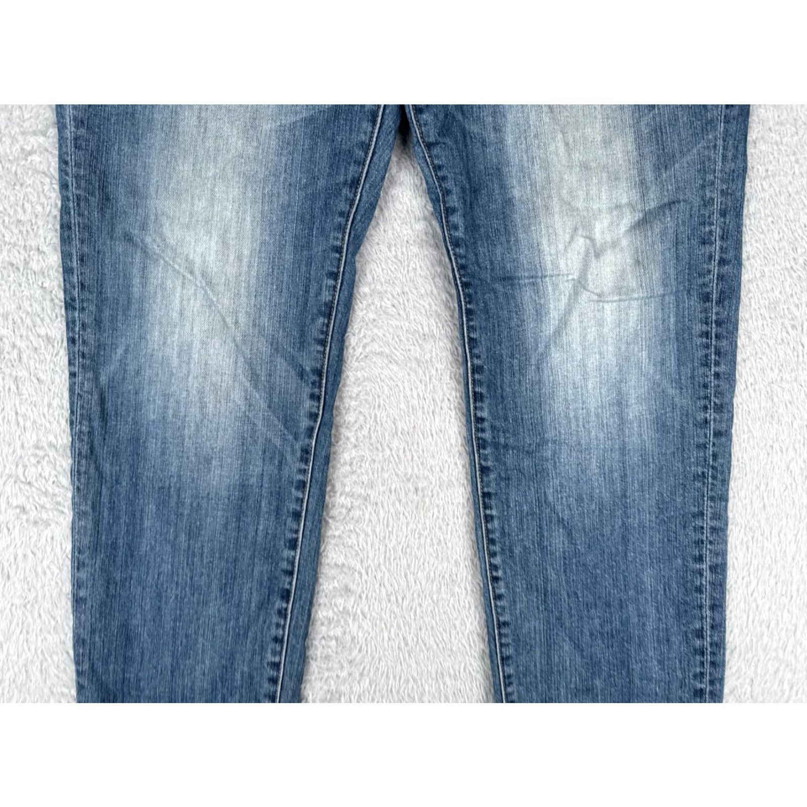 Lucky Brand Lucky Brand Jeans Mens Slim Blue Denim 36 Regular 31in 5-Pocket Distressed Button Fly Cotton Slimming Heritage 121 Vintage No N/A Size US 36 / EU 52 - 3 Thumbnail