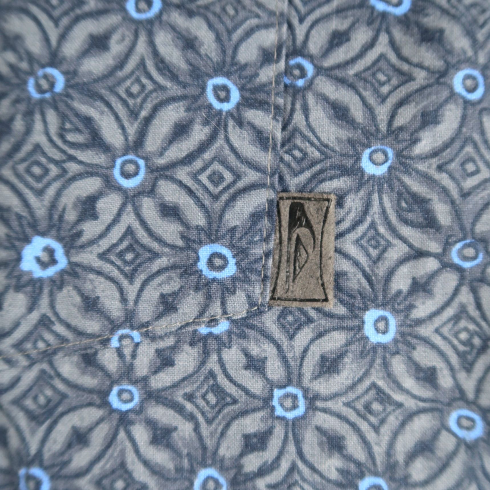 Quiksilver VINTAGE Quiksilver Shirt Mens L Blue 90s Hawaii Geometric Button-Up Short Sleeve Collared 80s 00s Print USA Vintage Size US L / EU 52-54 / 3 - 5 Thumbnail