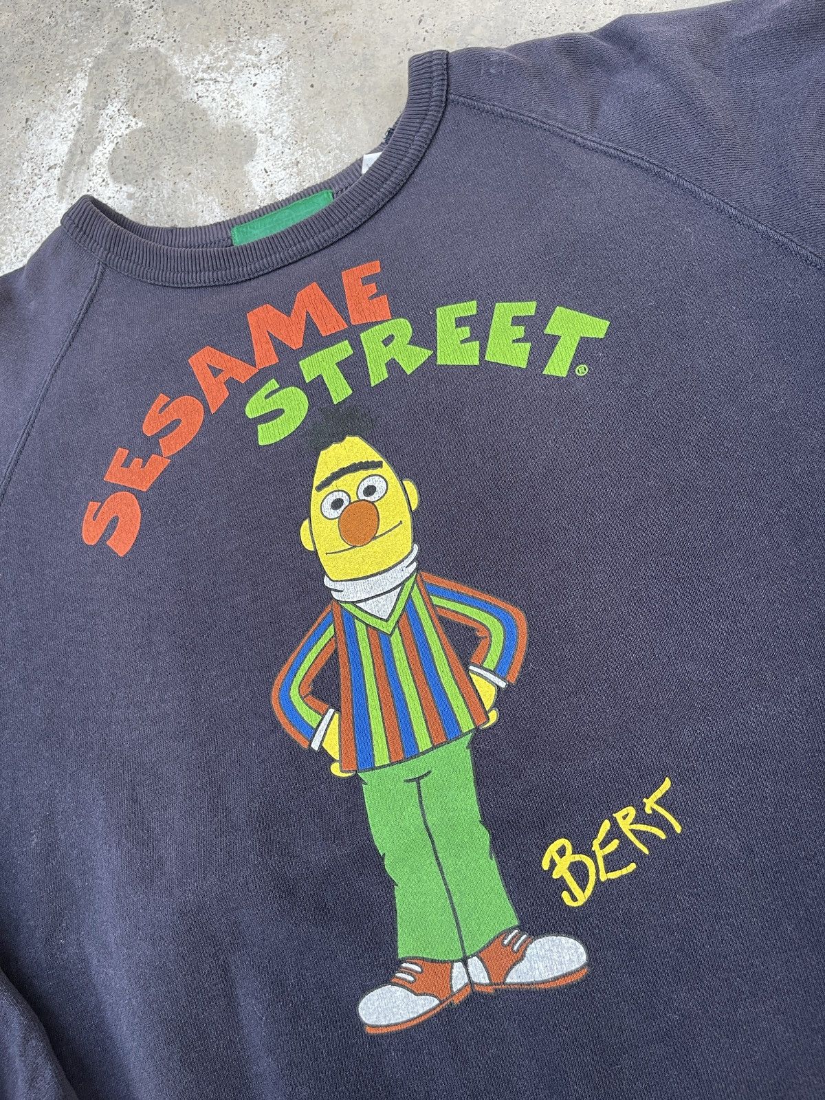 Cartoon Network × Vintage Vintage Sesame Street Bert Sweatshirt Size US M / EU 48-50 / 2 - 5 Thumbnail
