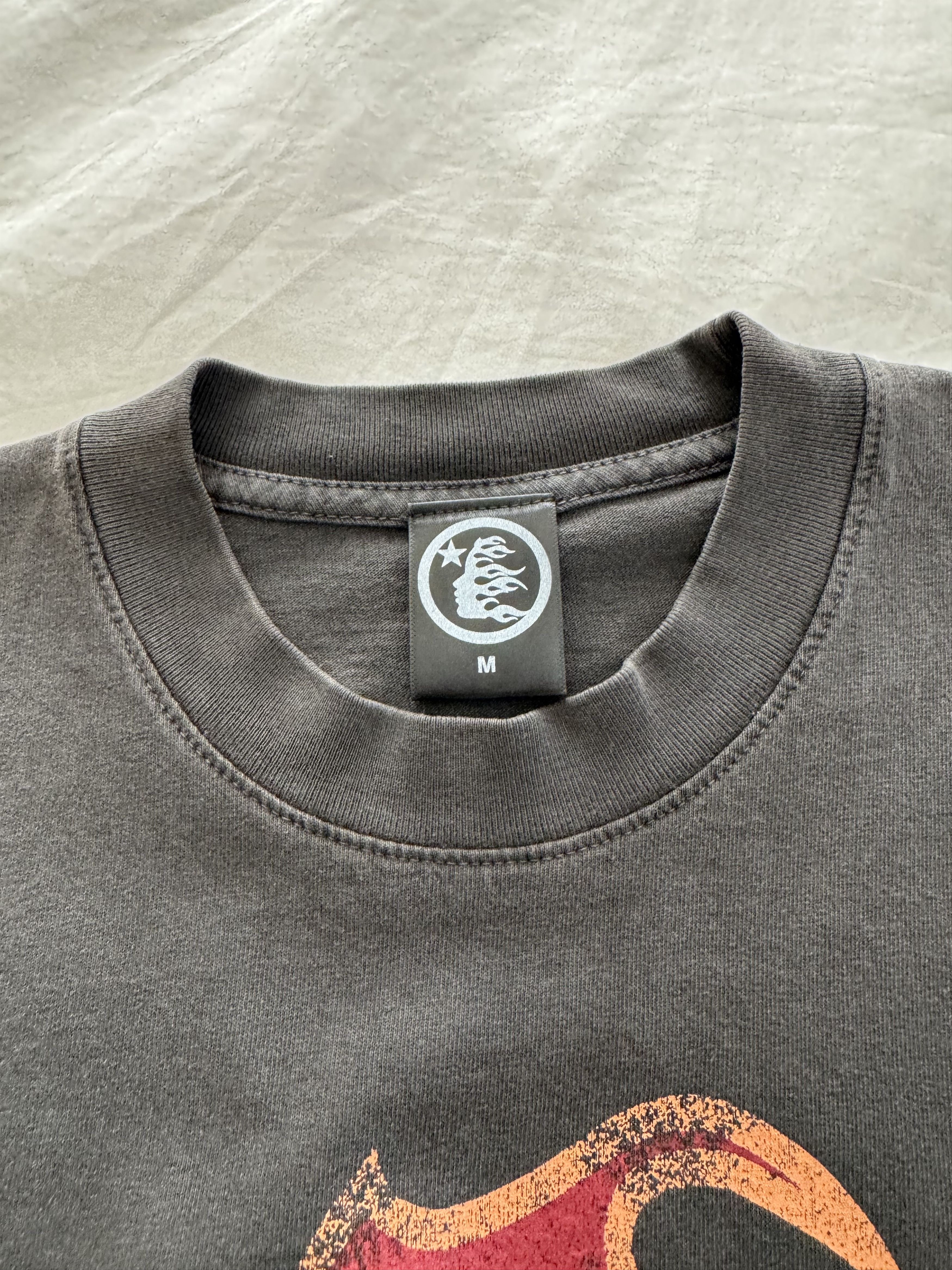 HELLSTAR Path to paradise tee Size US M / EU 48-50 / 2 - 3 Thumbnail