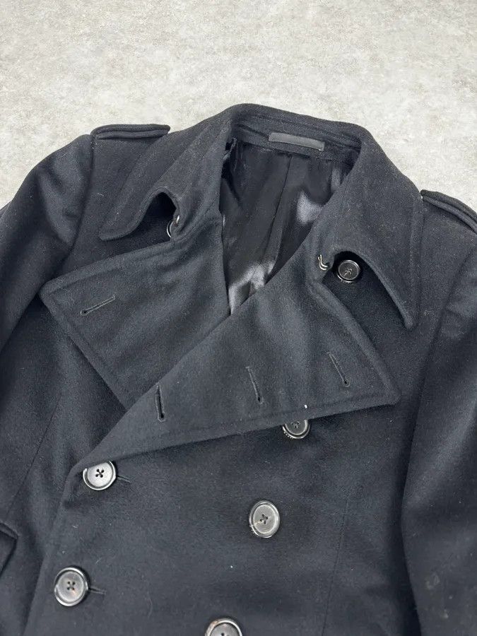 Gucci AW2002 Gucci Black Buttoned Trench Coat by Tom Ford Size US M / EU 48-50 / 2 - 6 Thumbnail