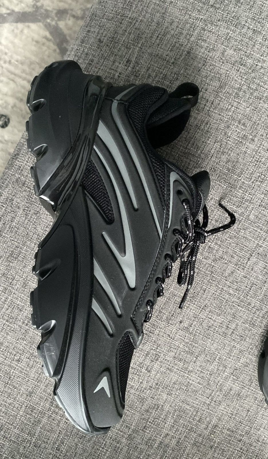 Dior Men’s Dior B-44 Blade Runners Size US 10 / EU 43 - 4 Thumbnail