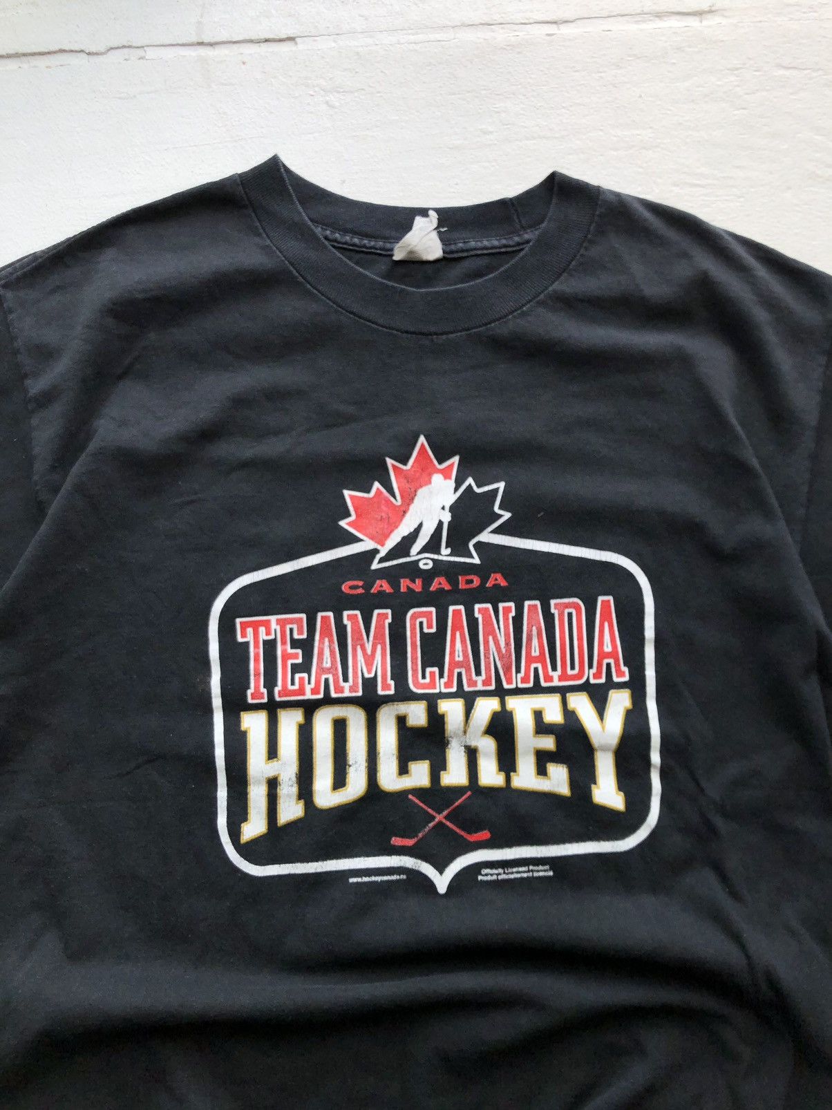 Vintage Very Vintage T shirt Team Canada Hockey Size US L / EU 52-54 / 3 - 3 Thumbnail