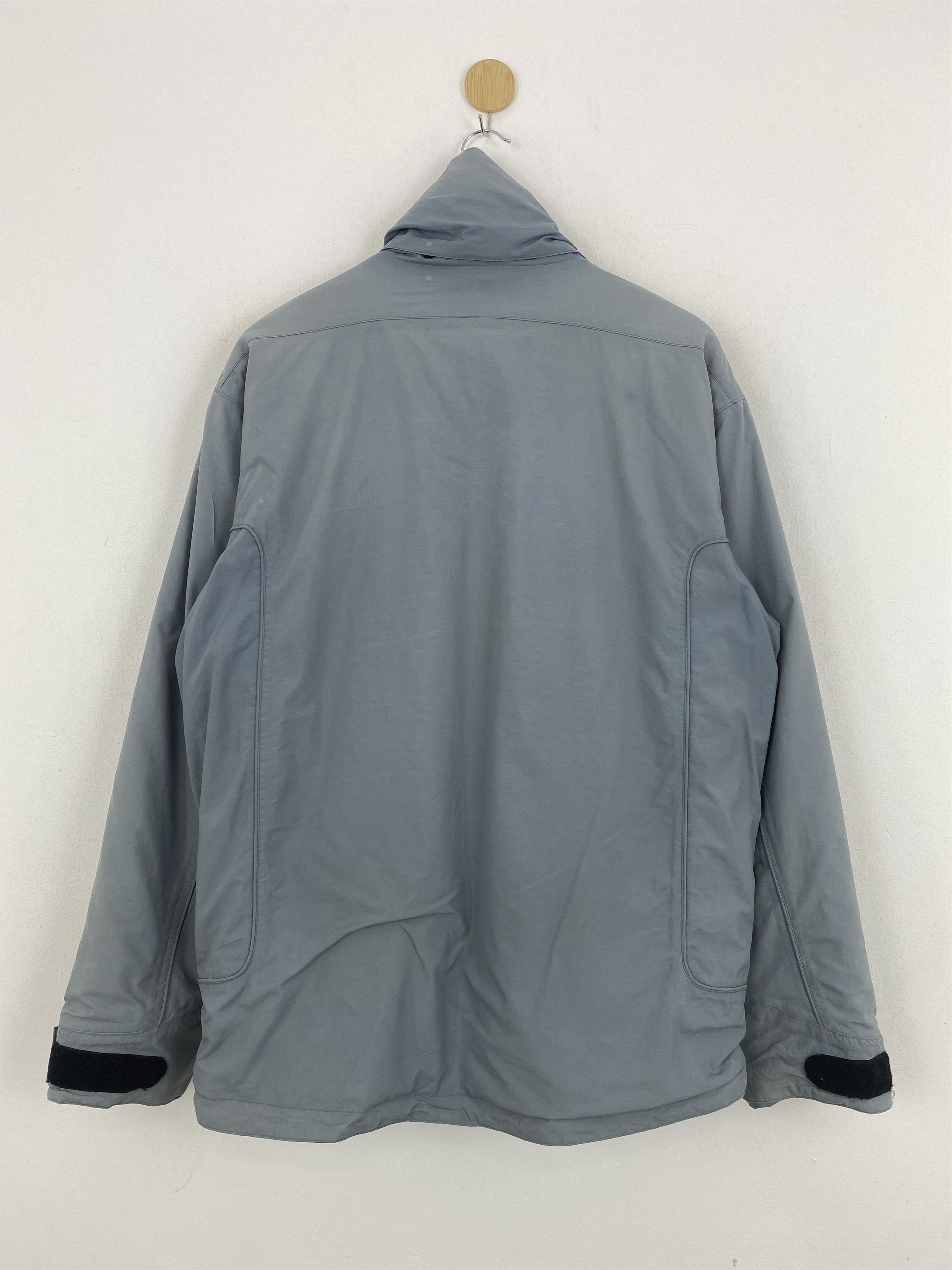 Fjallraven Vintage Fjallraven Outdoor Made In Sweden Light Jacket J1923 Size US L / EU 52-54 / 3 - 3 Thumbnail