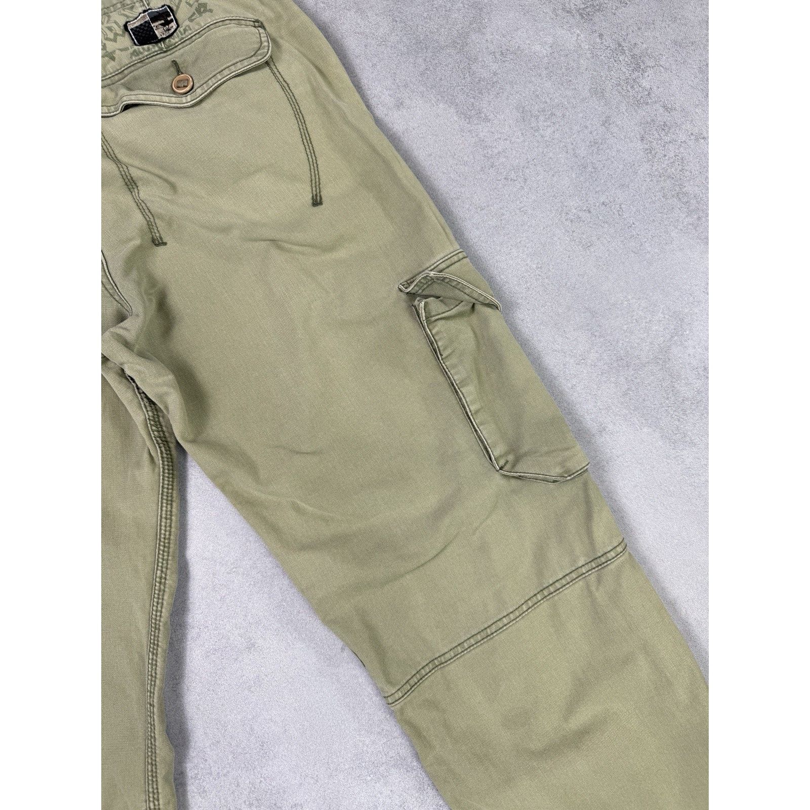 Quicksilver Vintage QuickSilver Cargo Pants Embroidered Men Size 34 Size US 34 / EU 50 - 16 Thumbnail