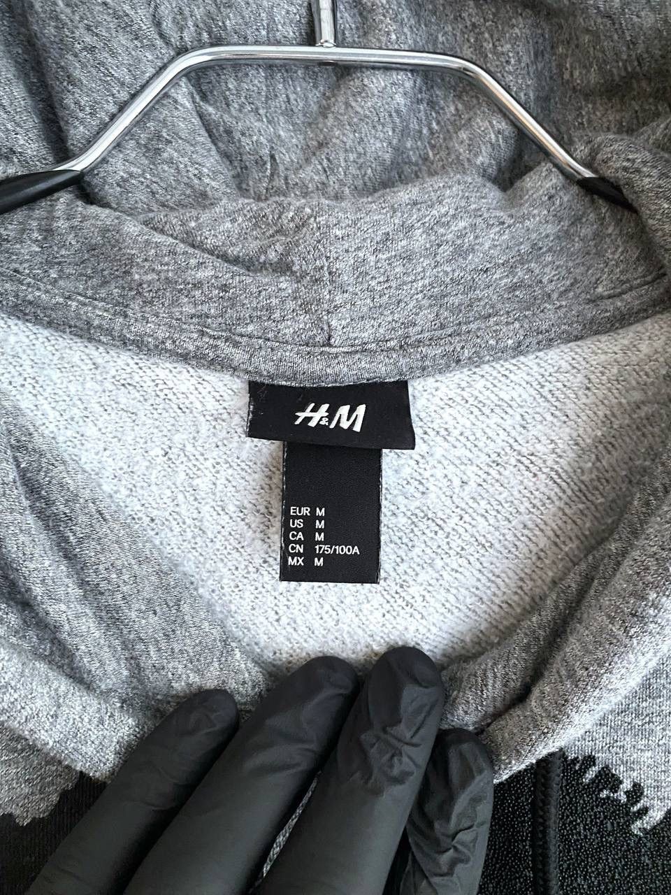 H&M × The Weeknd H&M x The Weekend XO Big Logo Grey Hoodie, Size M Size US M / EU 48-50 / 2 - 8 Thumbnail