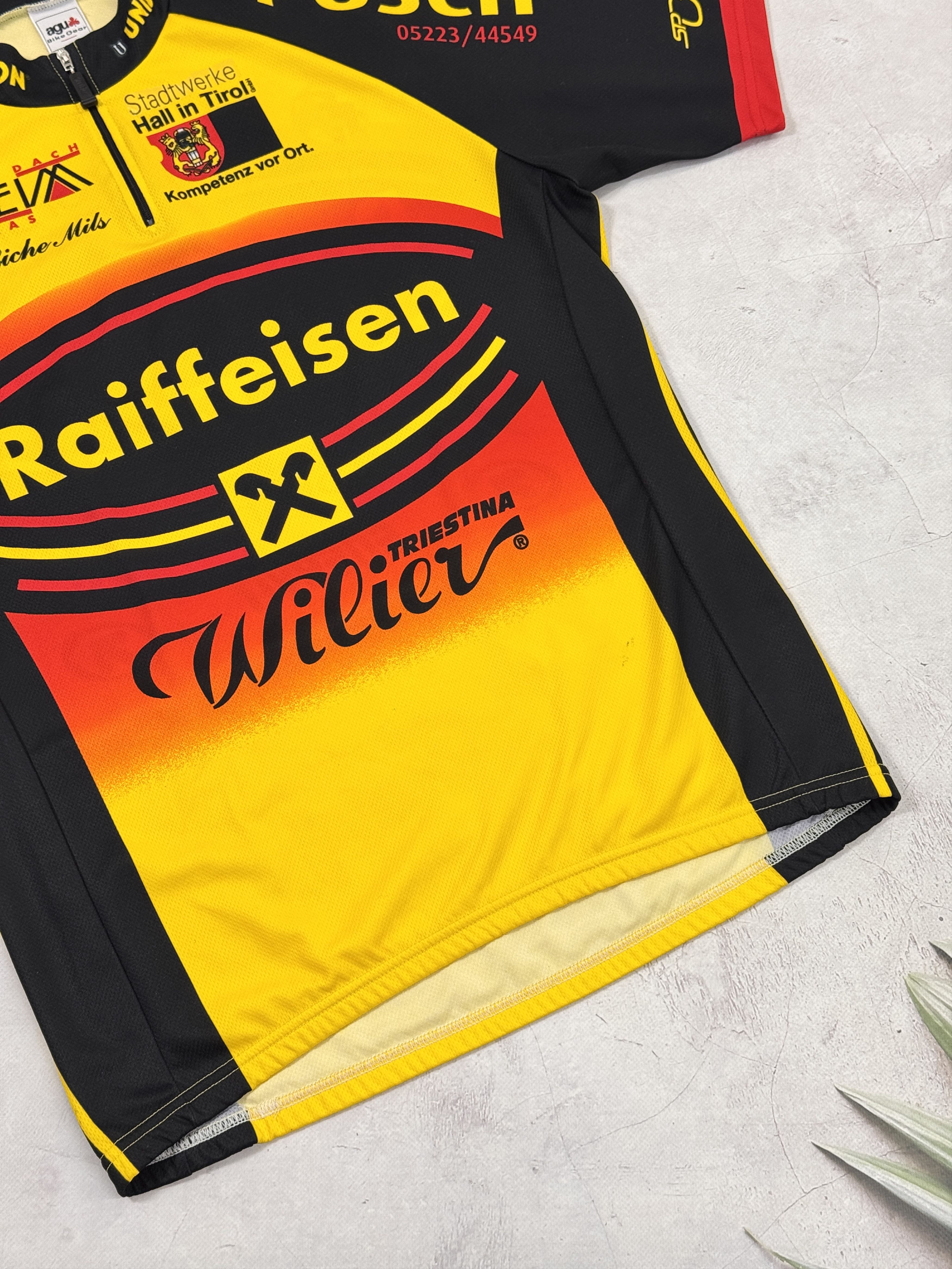 Sports Specialties Vintage Agu Wilier Triestina Raiffeisen Posch Cycling Jersey Size US M / EU 48-50 / 2 - 12 Thumbnail
