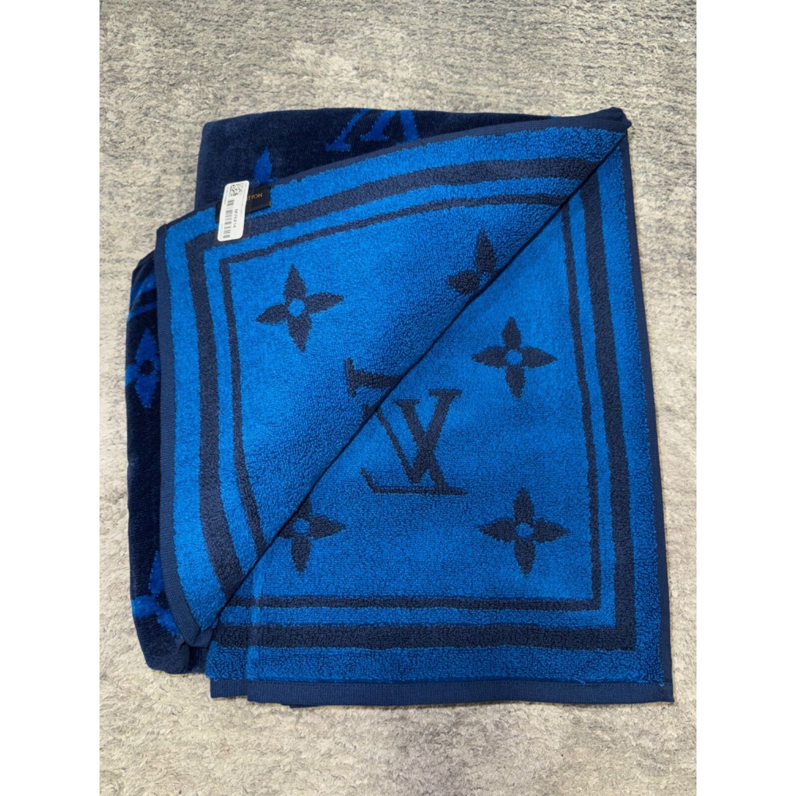 Louis Vuitton Louis Vuitton Serviette Bain Cobalt Bath Beach Towel Size ONE SIZE - 8 Thumbnail