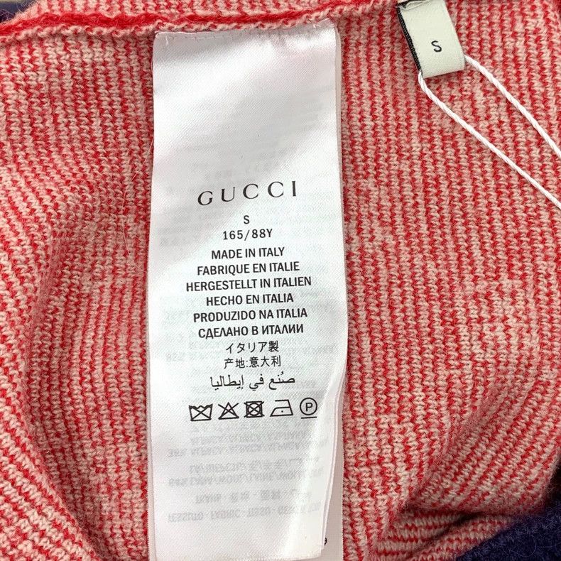 Gucci Gucci Red logo jacquard full-print wool V-neck single-brea Size S / US 4 / IT 40 - 6 Thumbnail