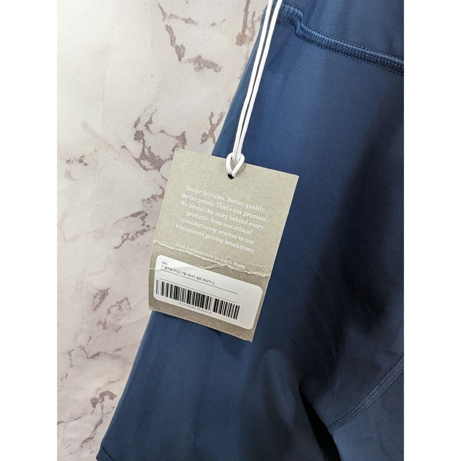 Everlane Everlane Shorts Women Large Blue Biker Perform Bike High Size 32" / US 10 / IT 46 - 10 Thumbnail