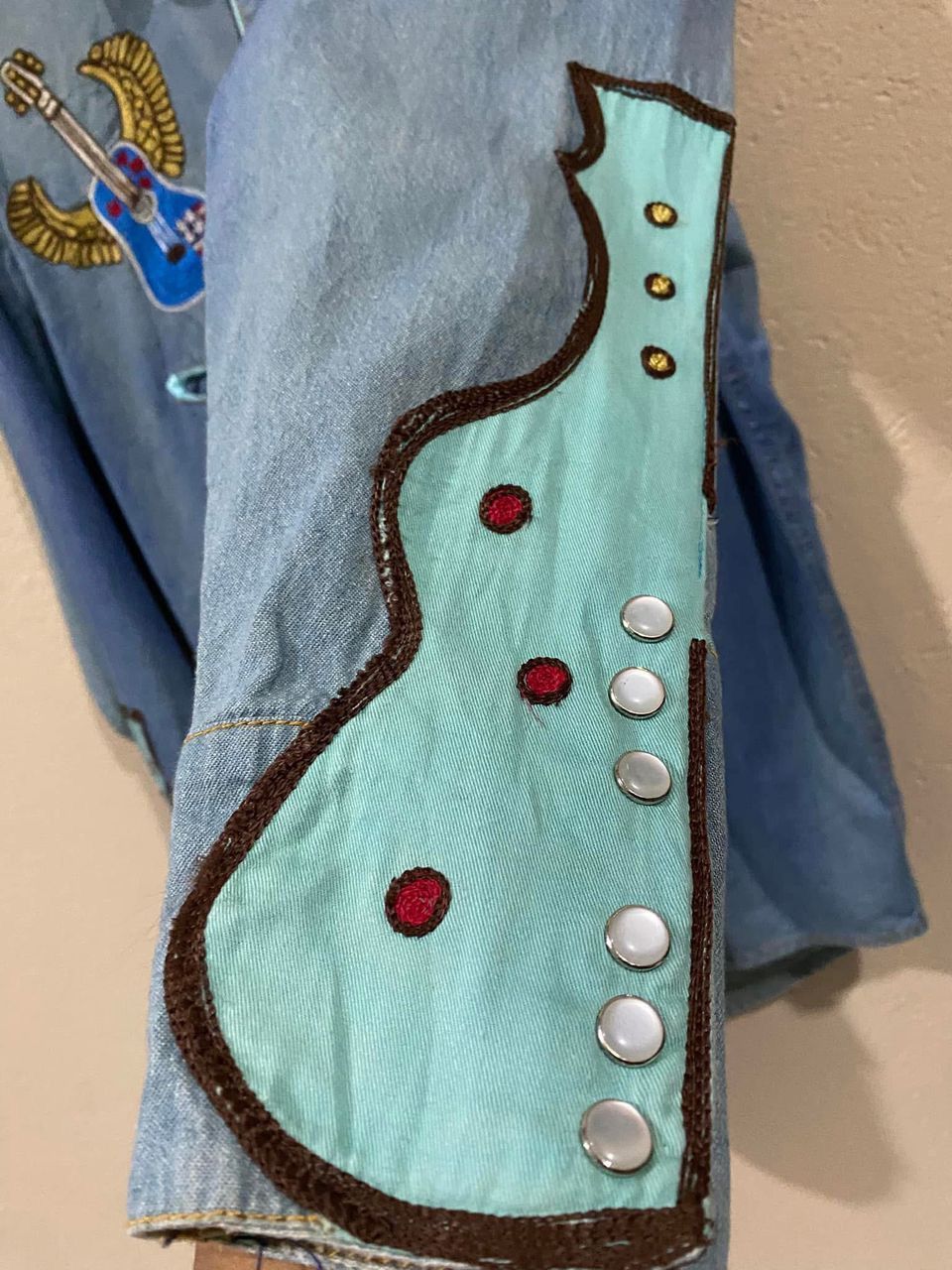 Rockmount Ranch Wear Rockmount Ranc Wear Embroidered Denim Shirt Guitar Motif Size US S / EU 44-46 / 1 - 5 Thumbnail