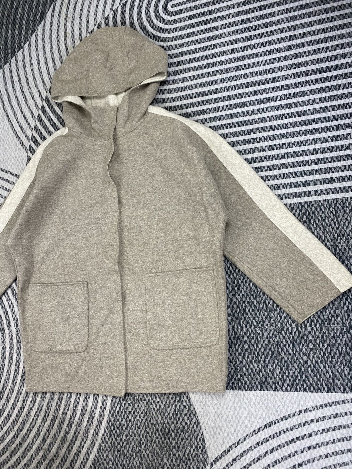 Max Mara Vintage Maxmara Studio Reversible Hooded Wool Jacket Size L / US 10 / IT 46 - 6 Thumbnail