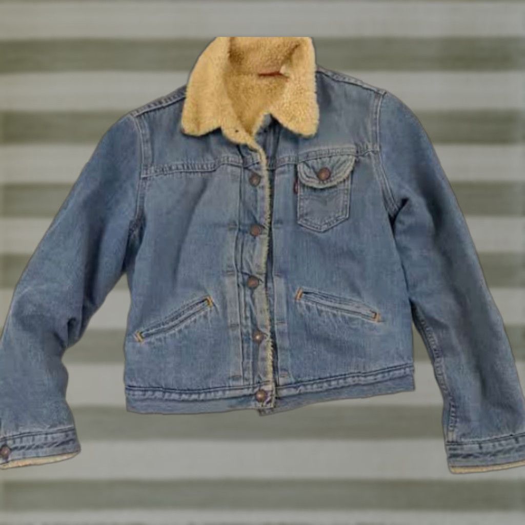 Vintage VINTAGE Levis Jacket Woman Junior Medium Sherpa Lined Blue Denim Bomber Western Outdoor Wear Womens Size 32" / US 10 / IT 46 - 1 Thumbnail