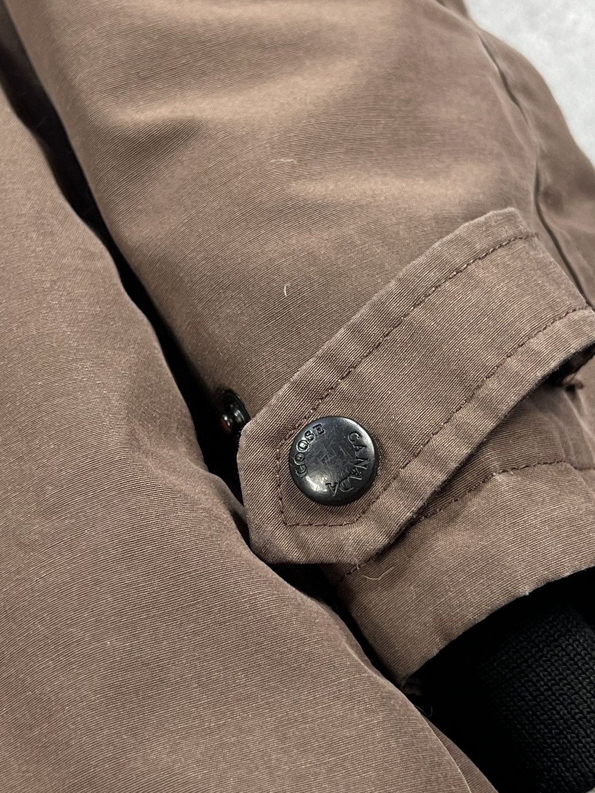 Canada Goose Canada Goose Kensington Parka Jacket Luxury Authentic Size M / US 6-8 / IT 42-44 - 16 Thumbnail