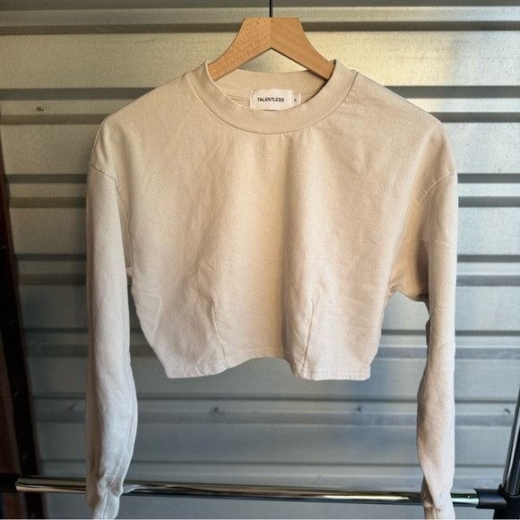 Talentless NEW TALENTLESS WOMENS CROP DART LIGHTWEIGHT CEMENT CREWNECK Size US S / EU 44-46 / 1 - 4 Thumbnail